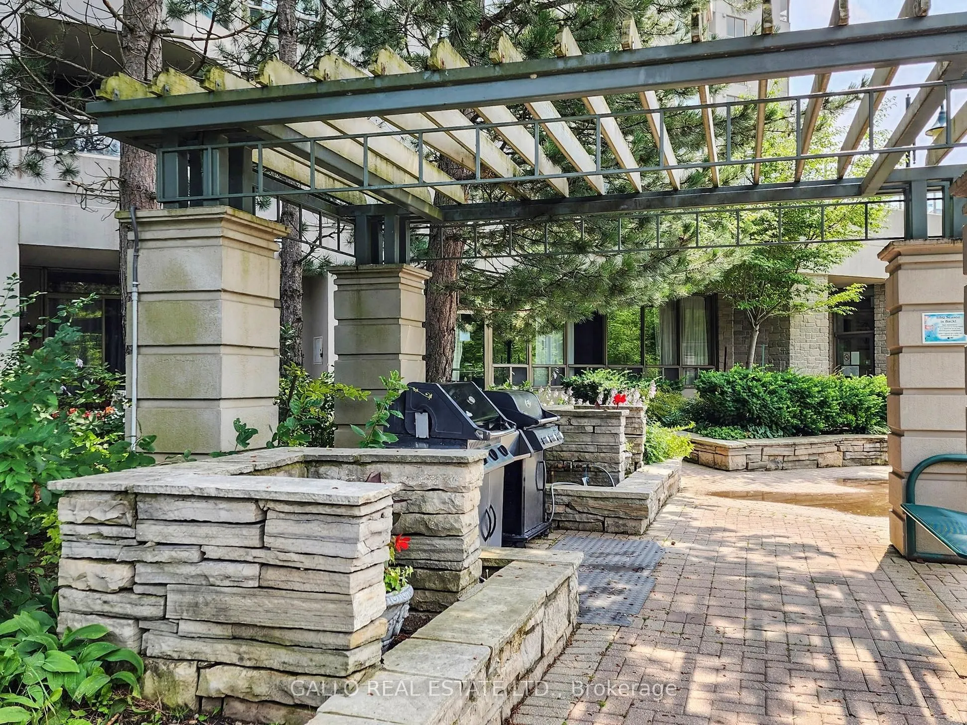 138 Bonis Avenue, #627