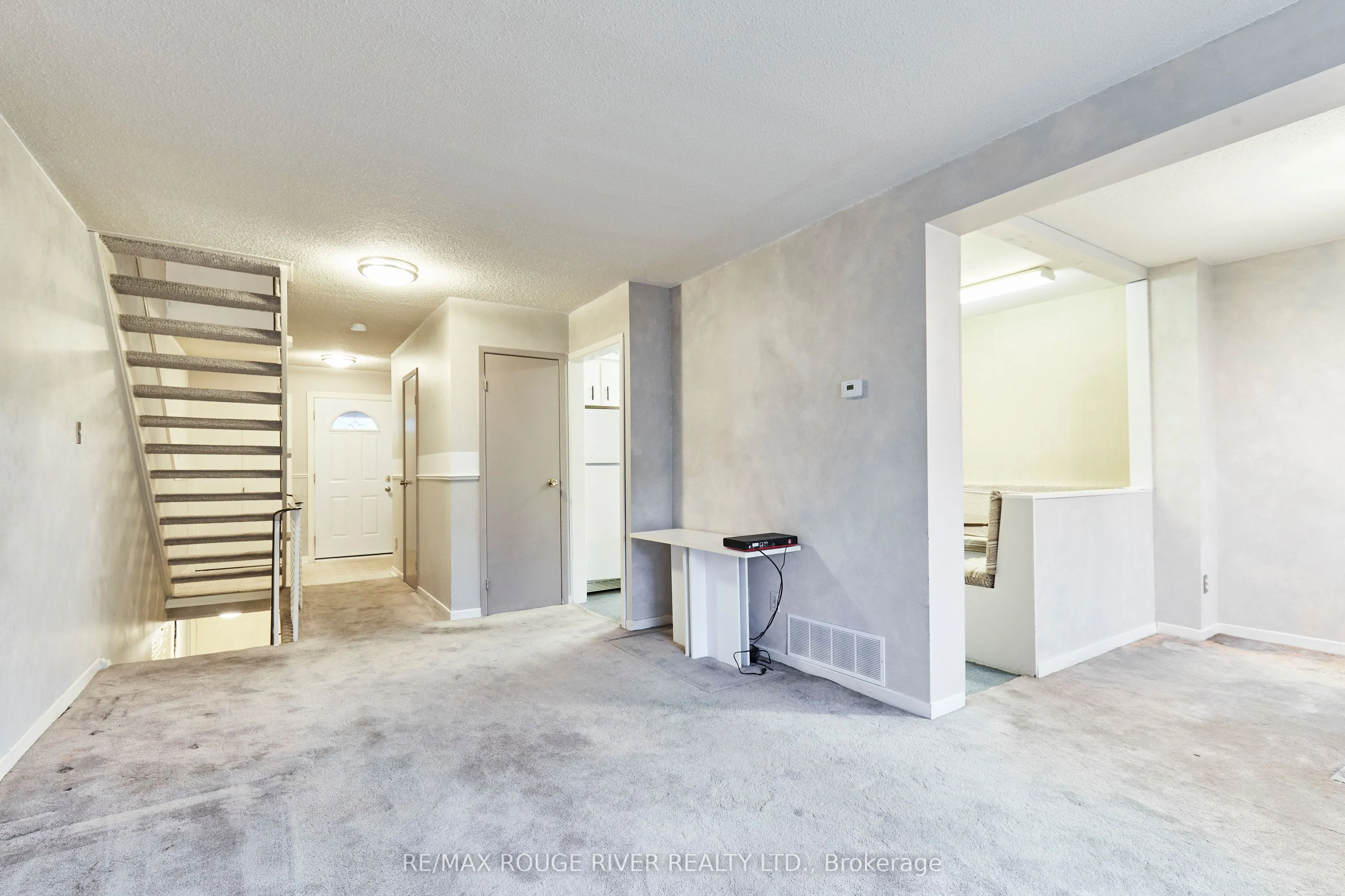 37 Clover Ridge Drive W, #45