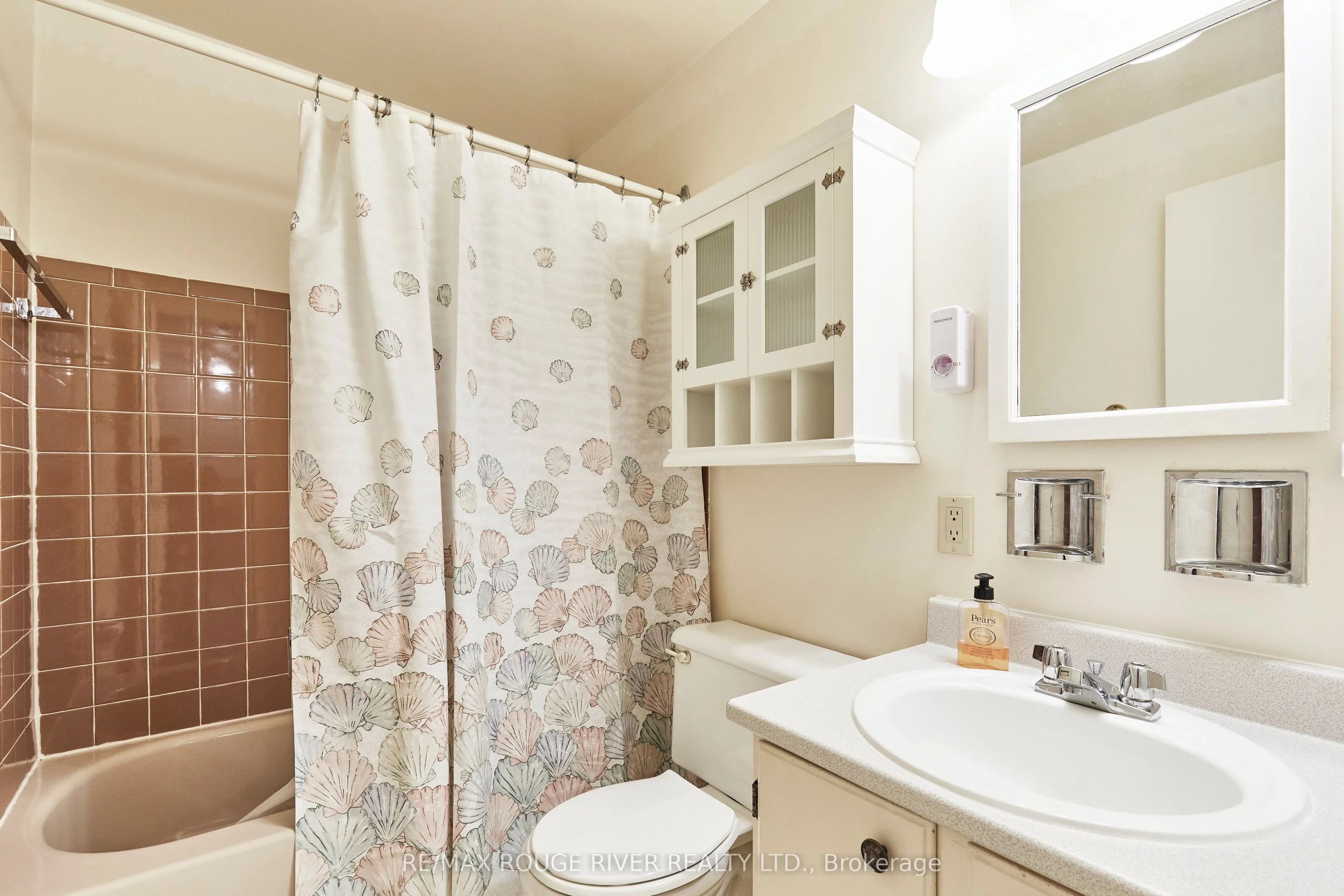 37 Clover Ridge Drive W, #45