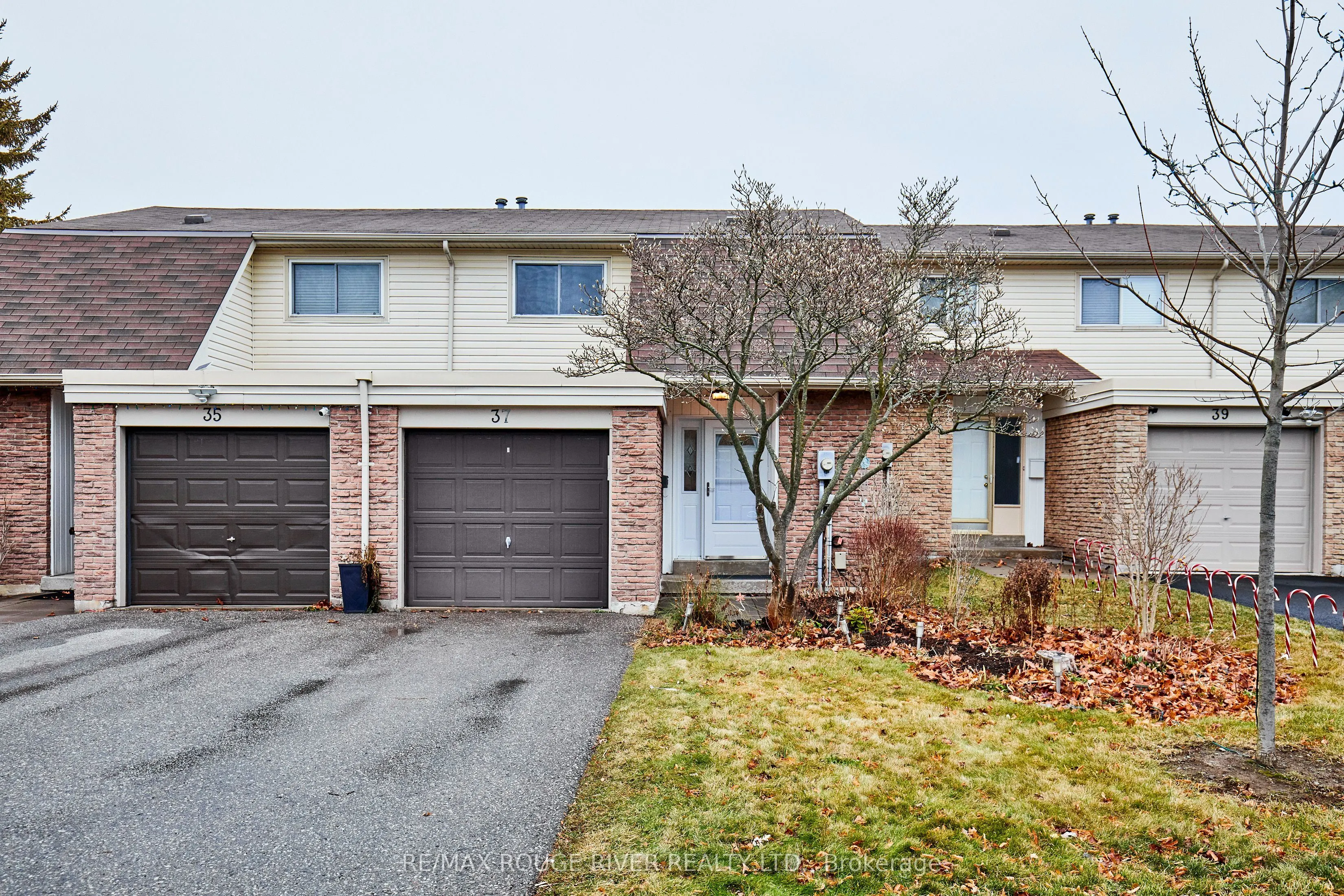 37 Clover Ridge Drive W, #45