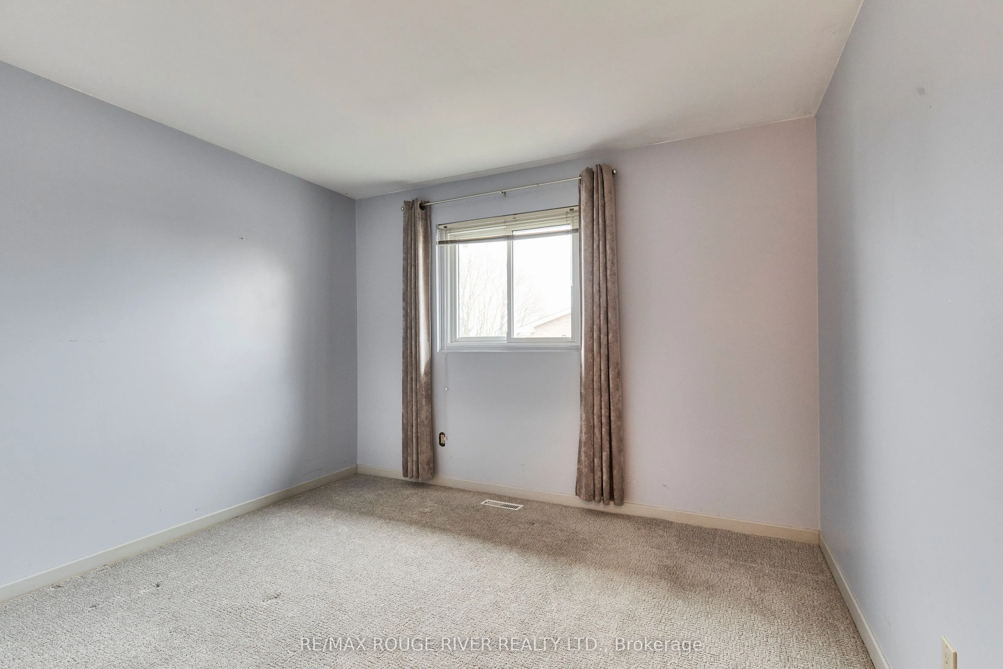 37 Clover Ridge Drive W, #45