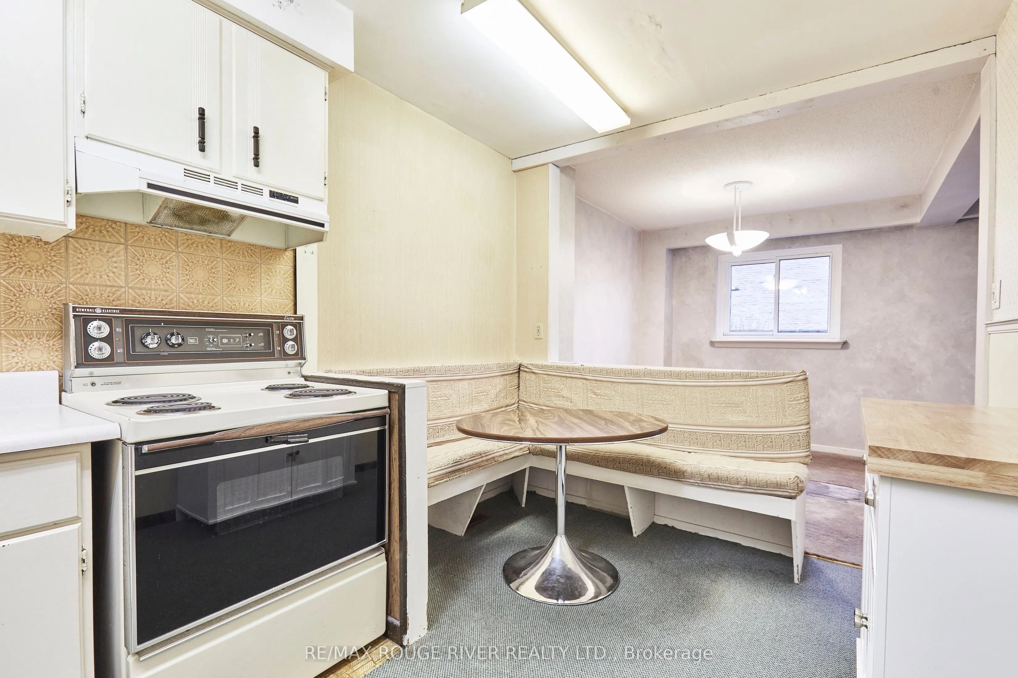 37 Clover Ridge Drive W, #45