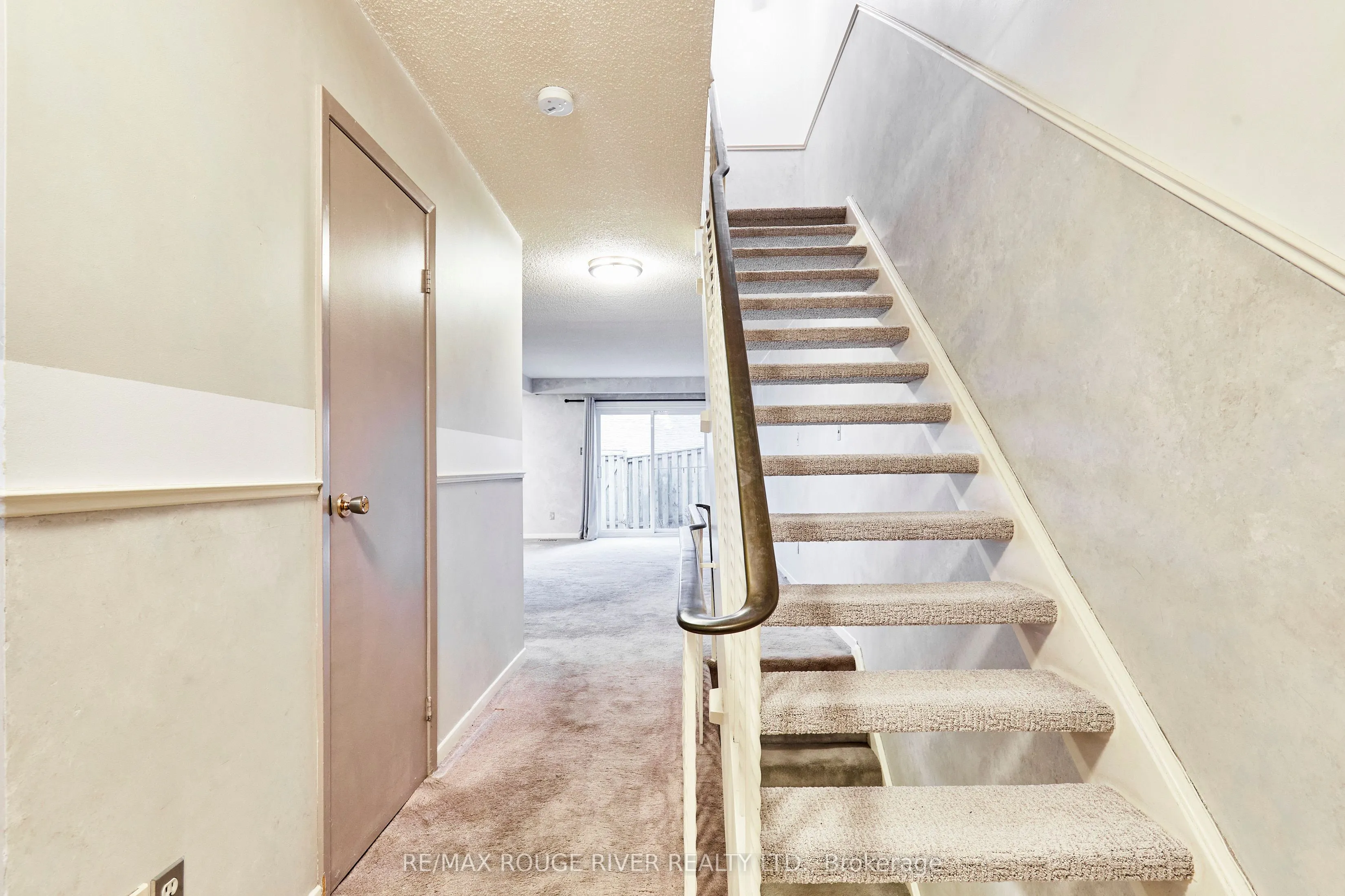 37 Clover Ridge Drive W, #45