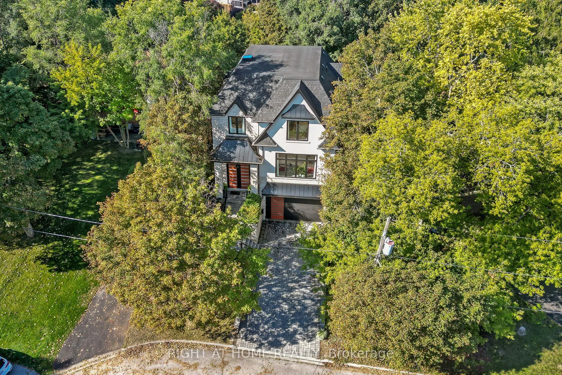 700 Hillcrest Road