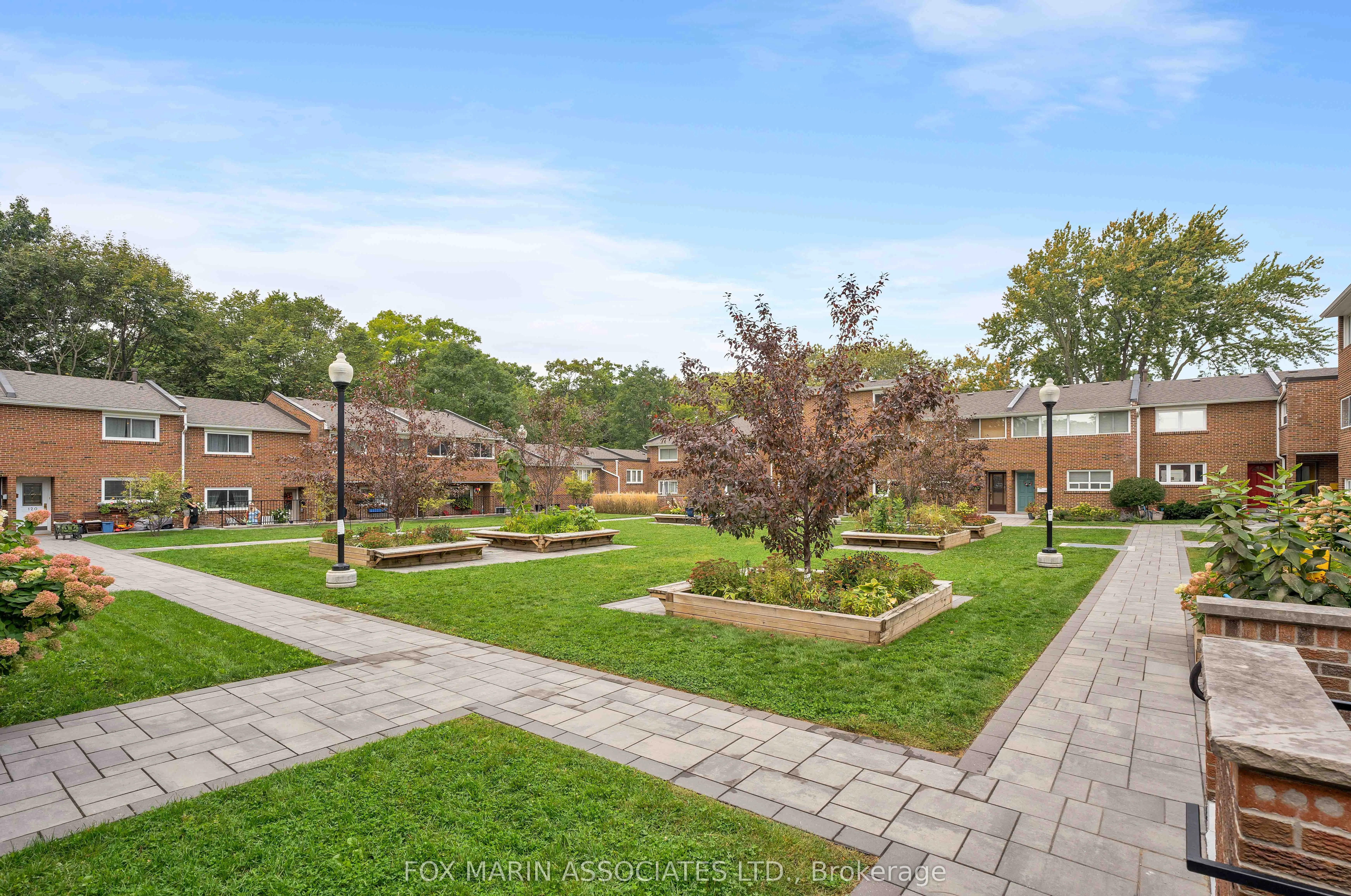 90 Edgewood Avenue, #130