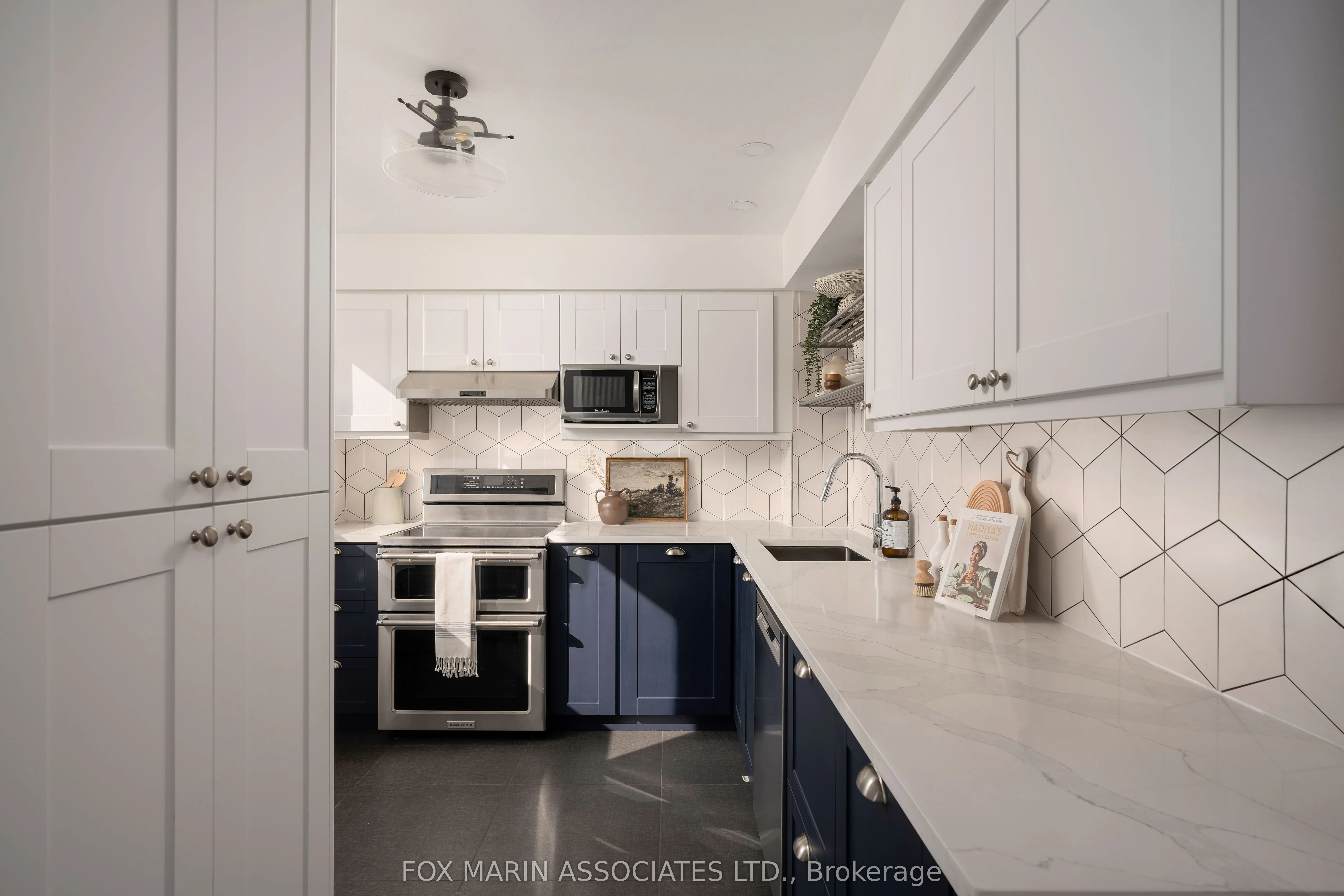 90 Edgewood Avenue, #130