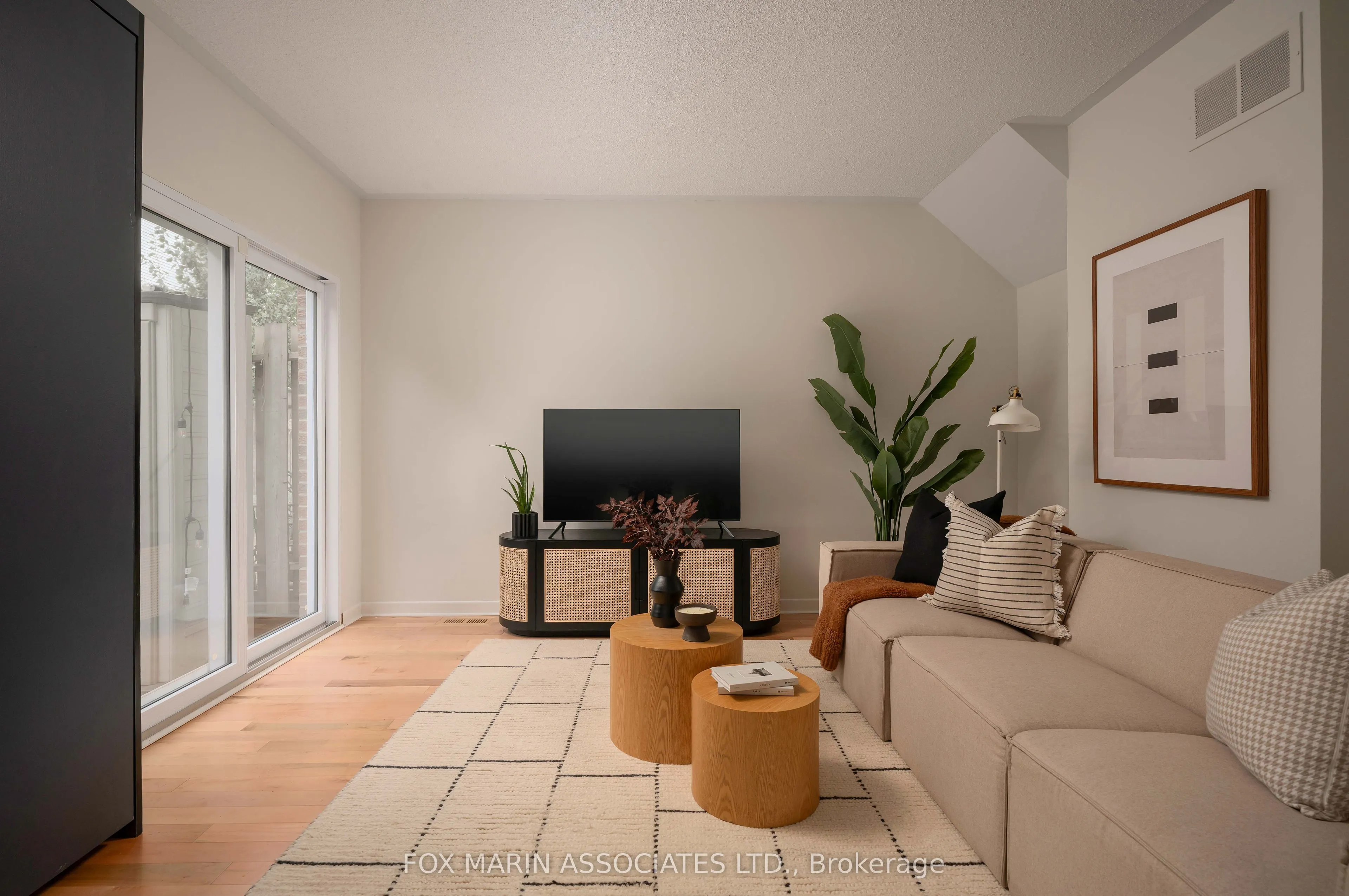 90 Edgewood Avenue, #130