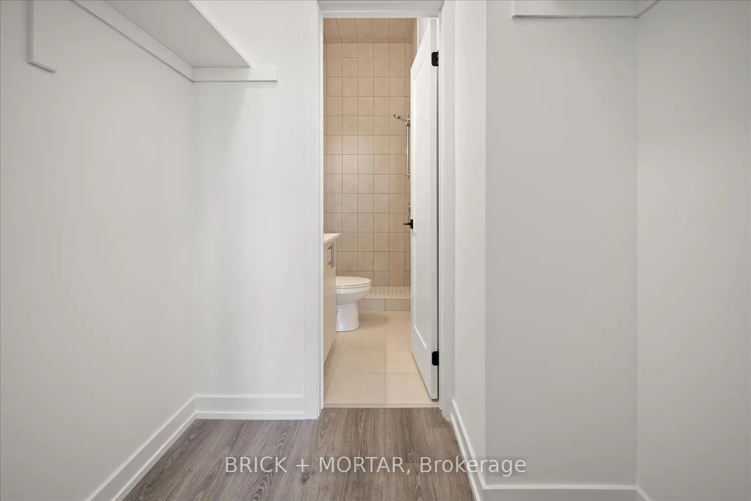 5 Vivian Road, #17
