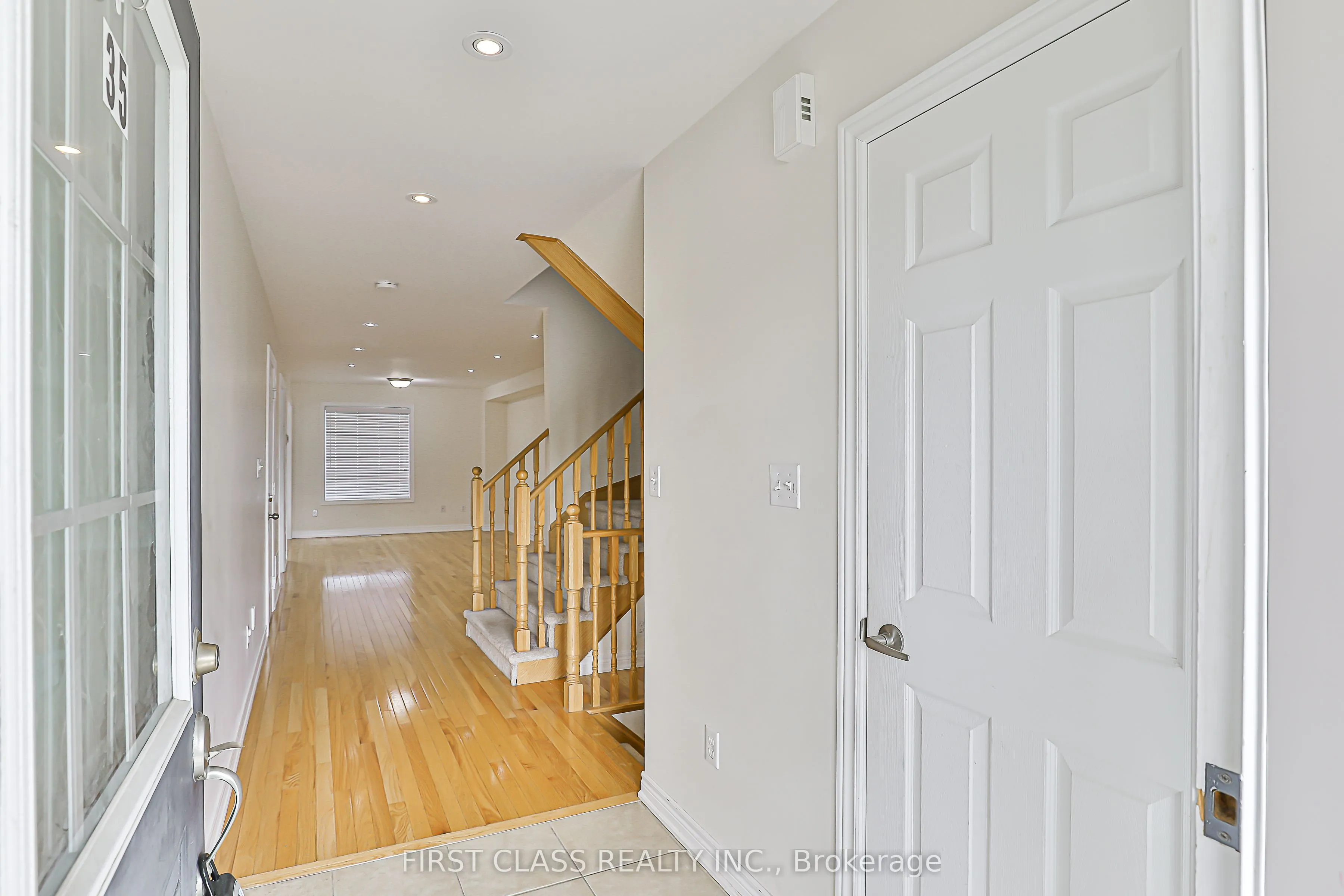 35 Kirkland Place