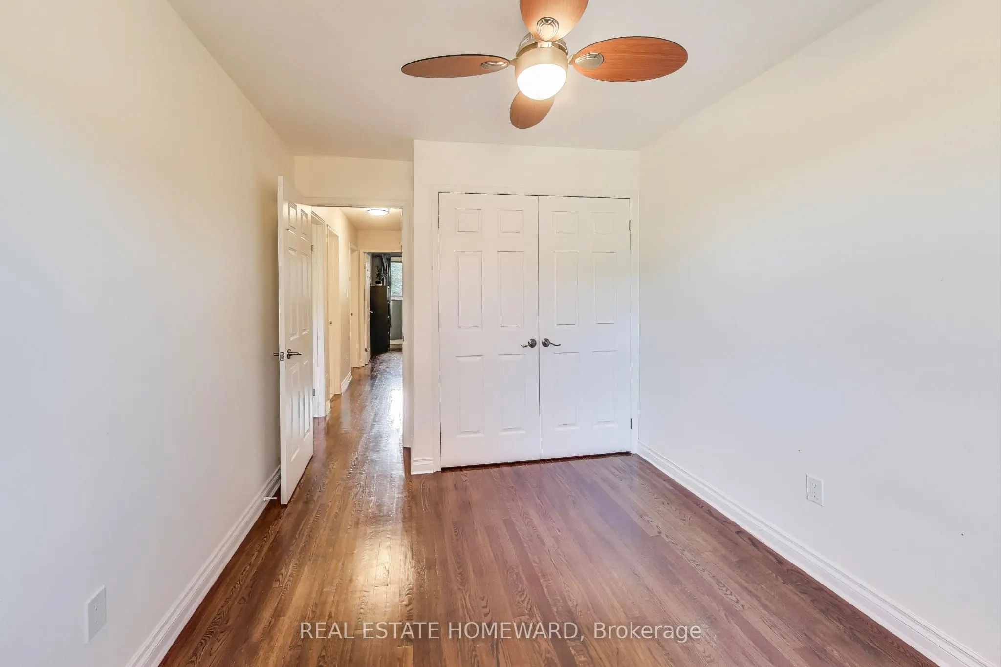25 Whitecap Boulevard, #9