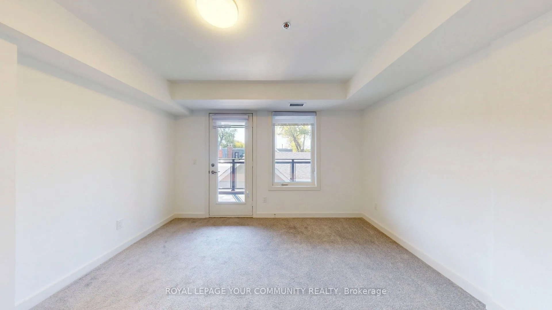 45 Connaught Avenue, #301
