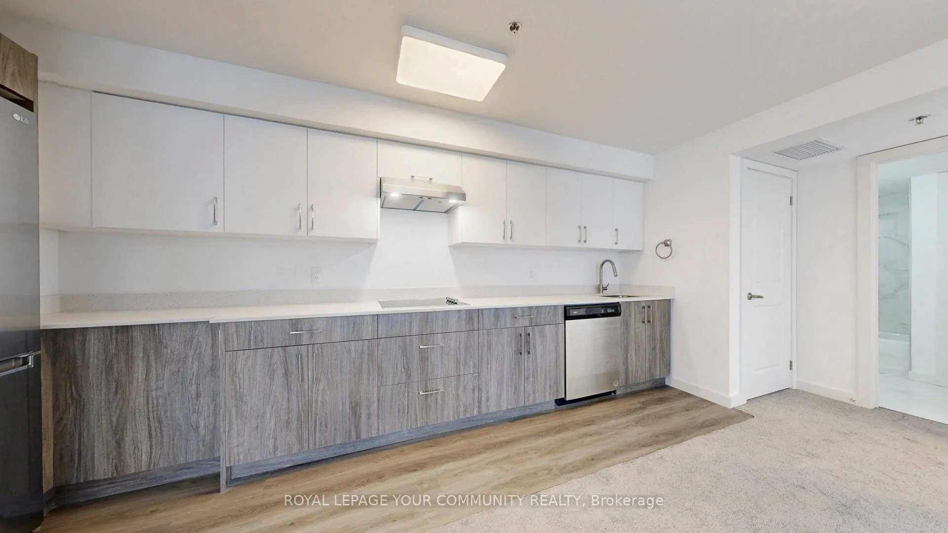 45 Connaught Avenue, #301