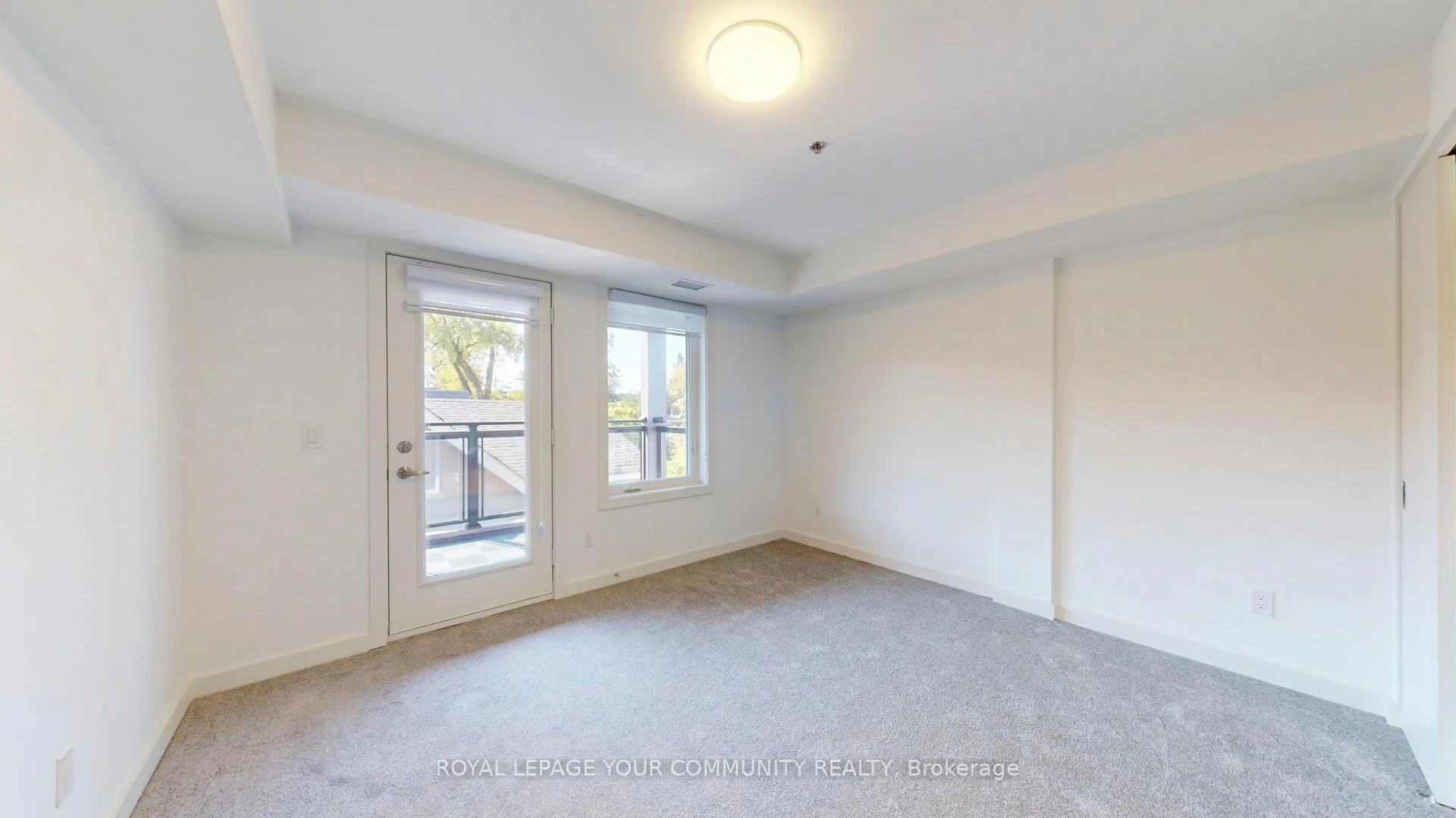 45 Connaught Avenue, #301