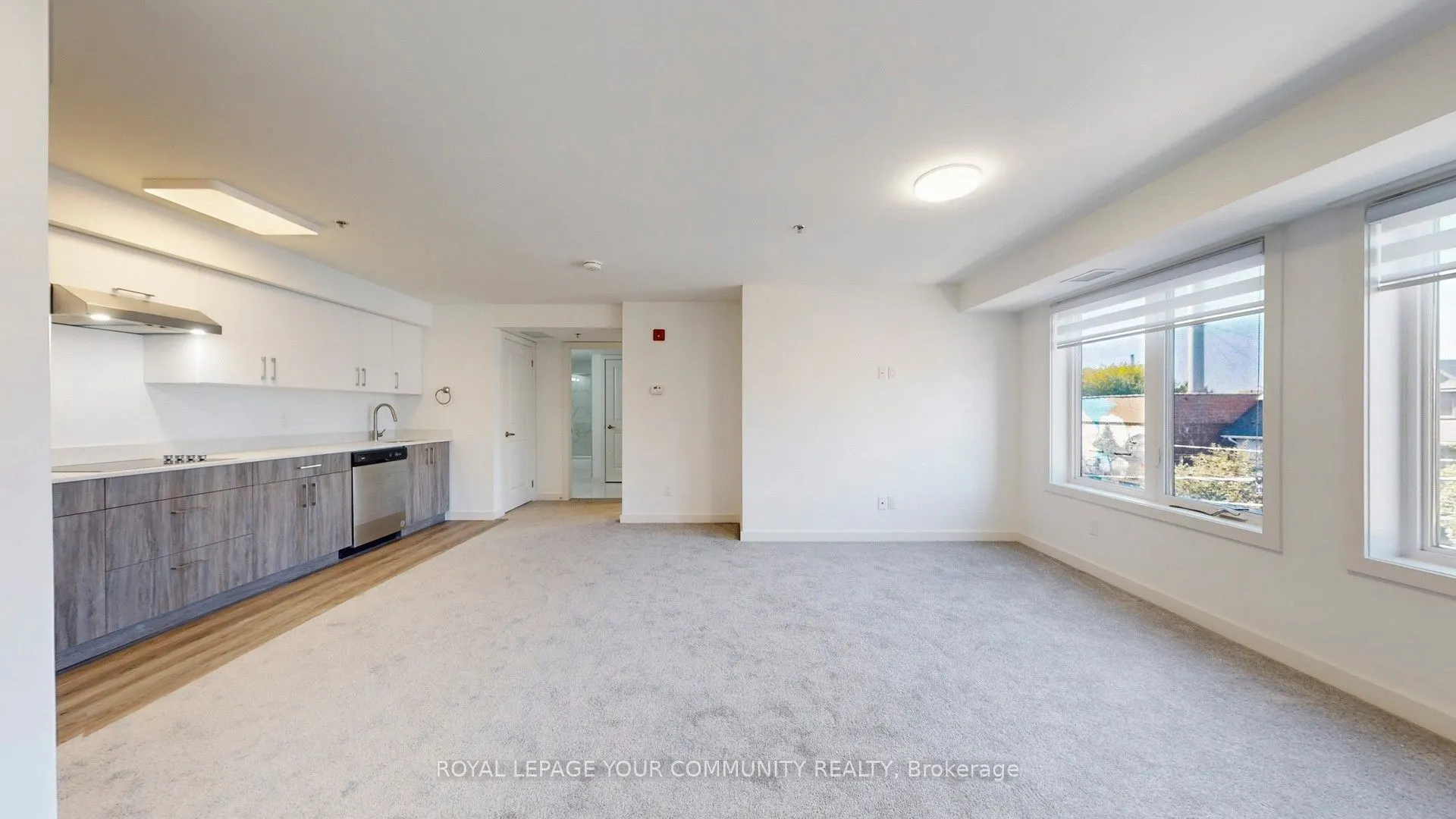 45 Connaught Avenue, #301
