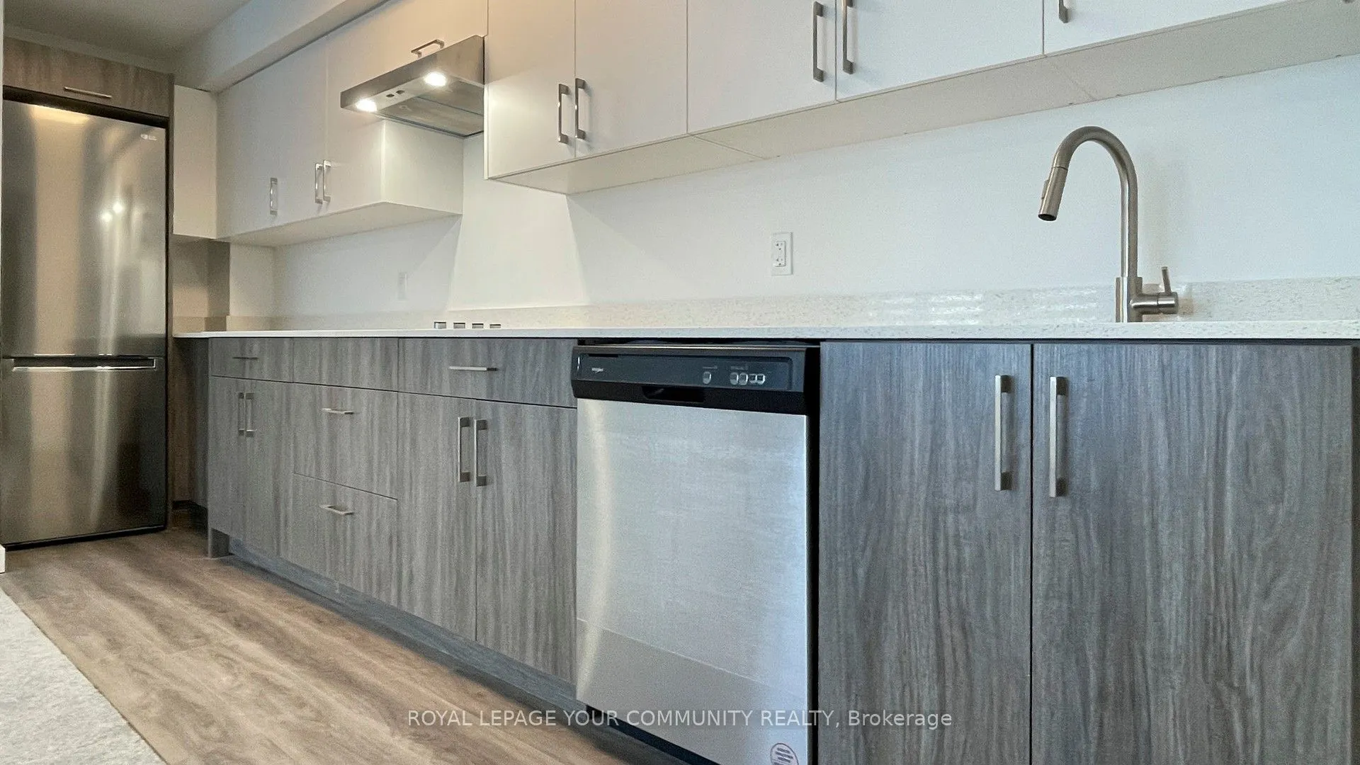 45 Connaught Avenue, #301