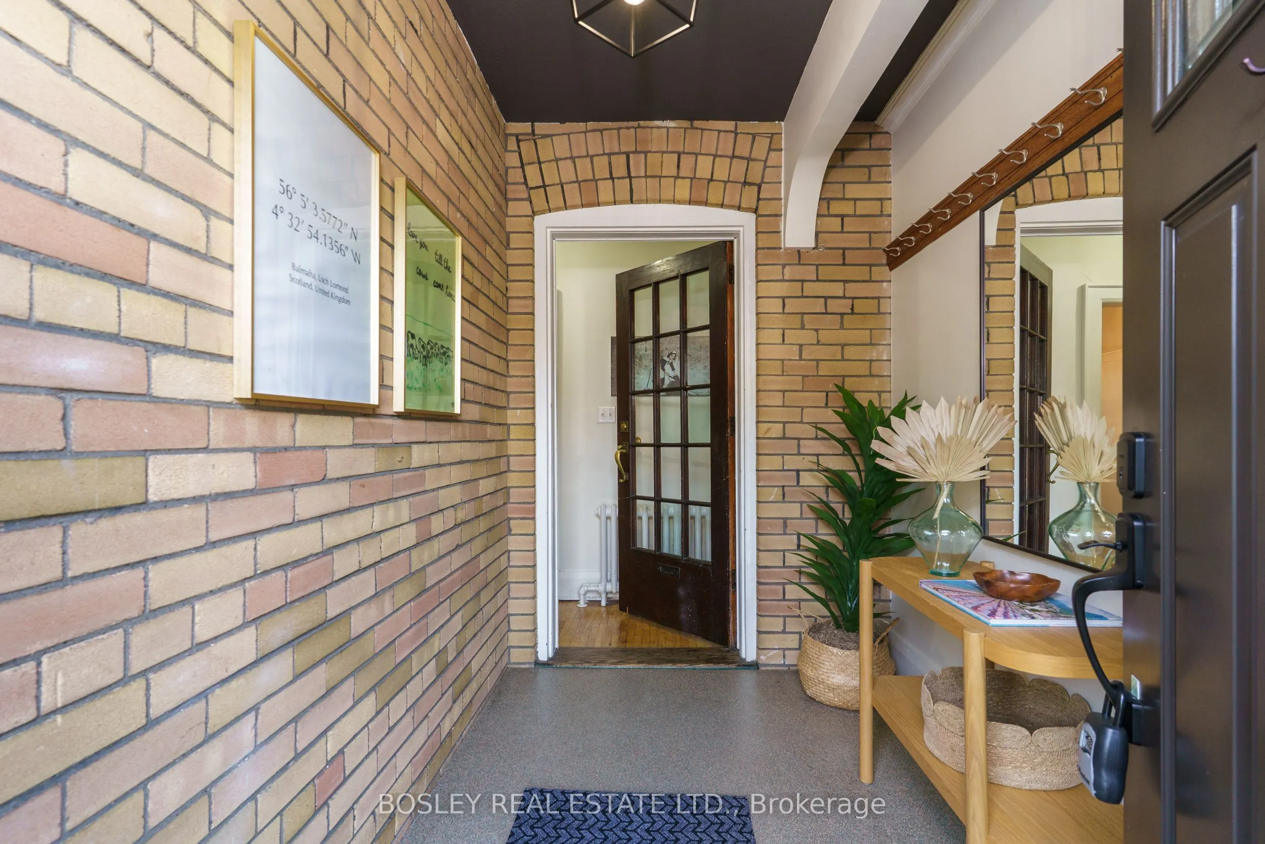 43 Eastwood Road