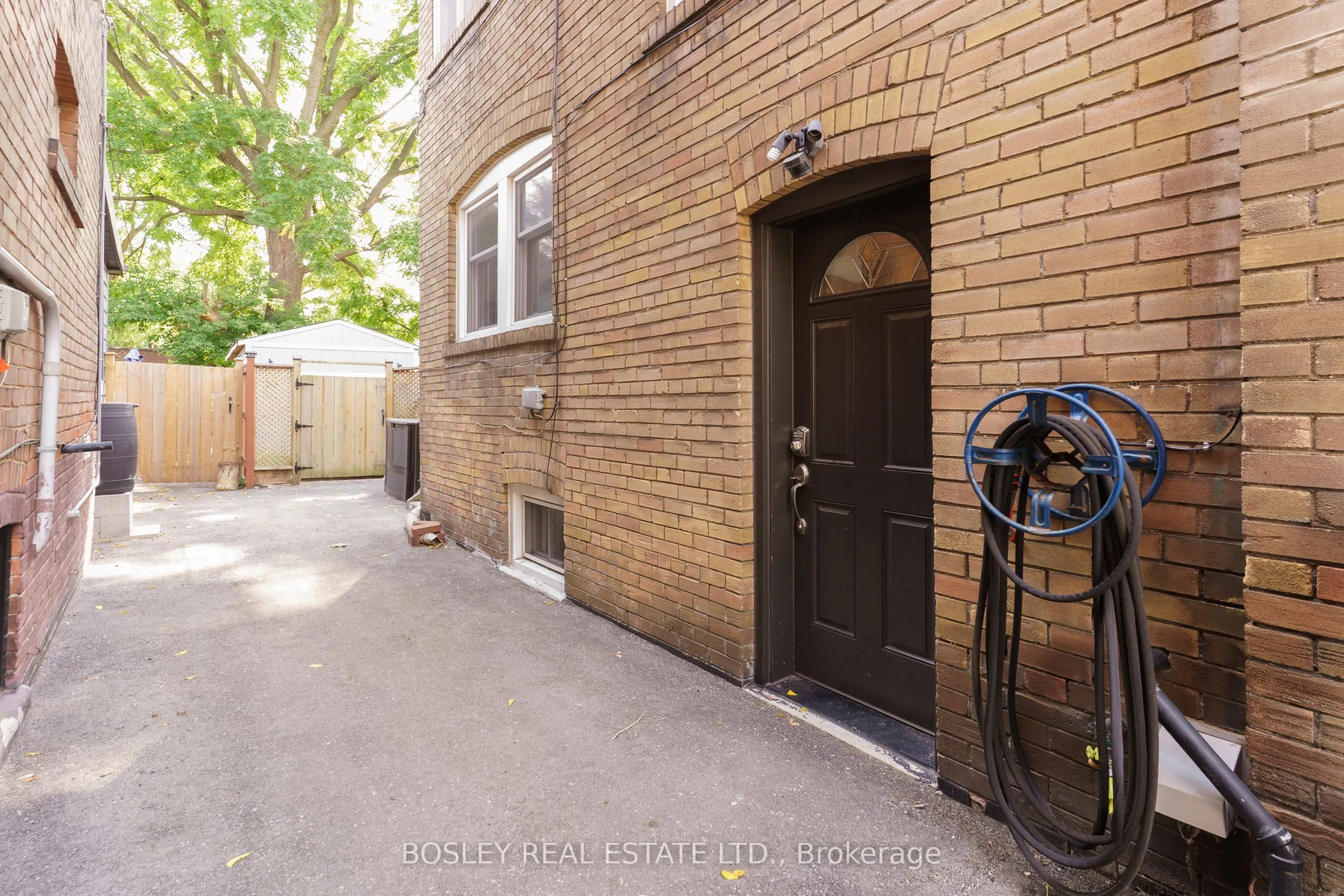 43 Eastwood Road
