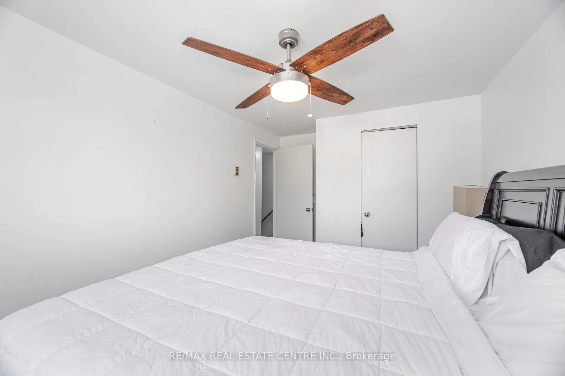 244 Kinmount Crescent