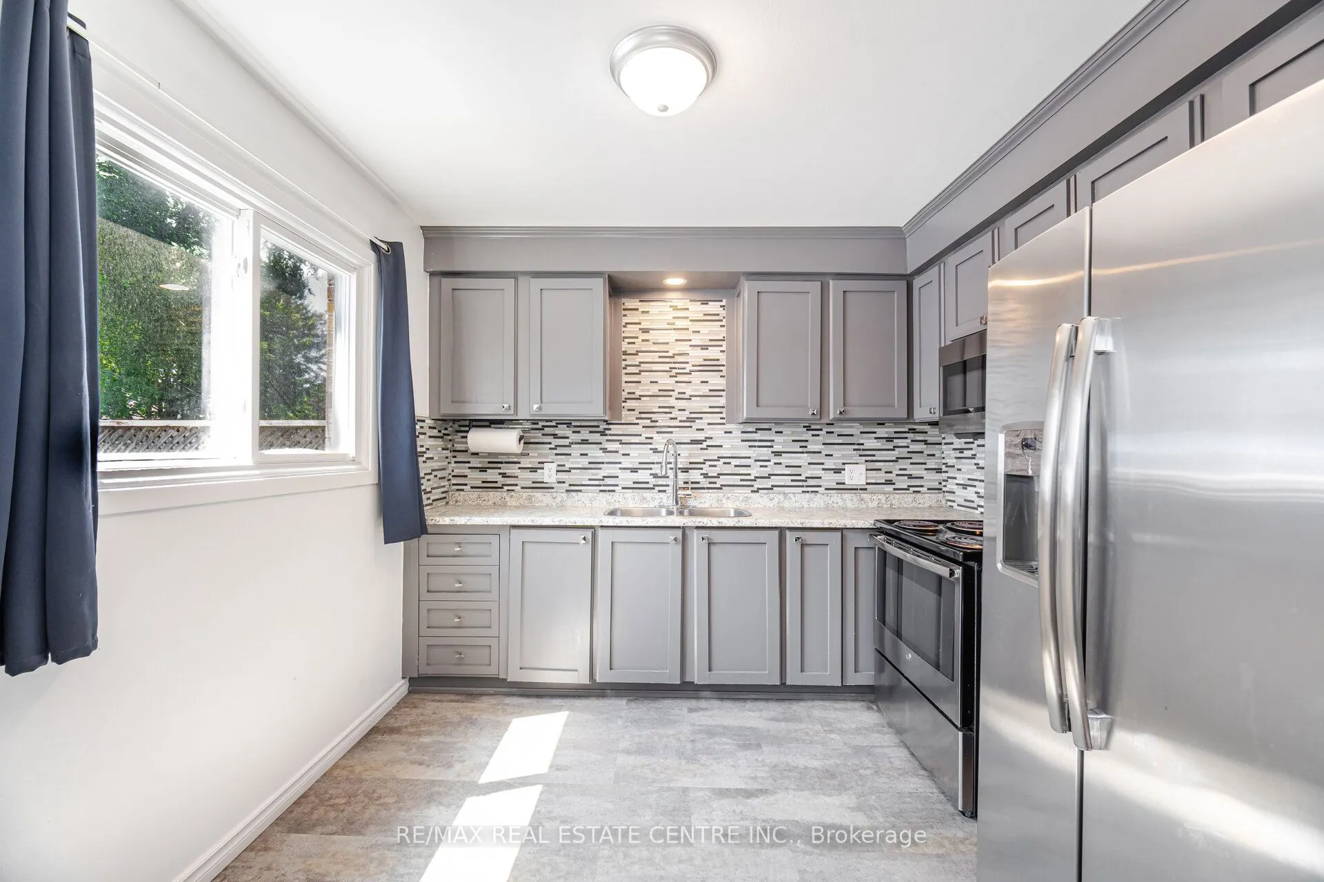 244 Kinmount Crescent