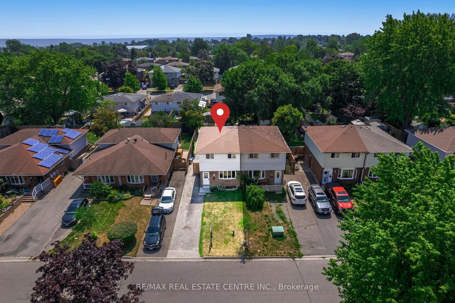 244 Kinmount Crescent