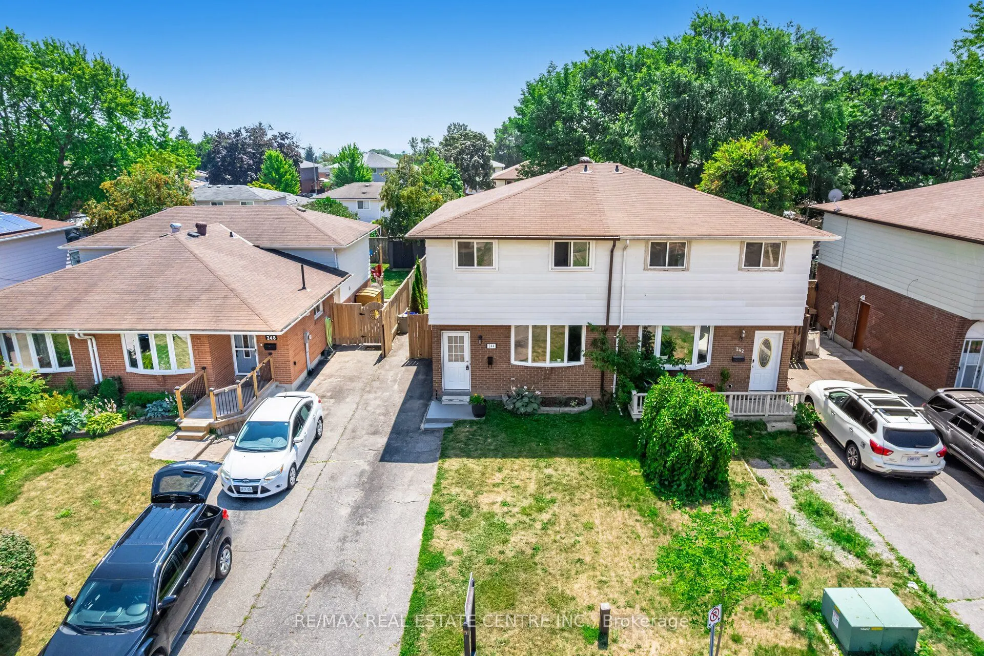 244 Kinmount Crescent