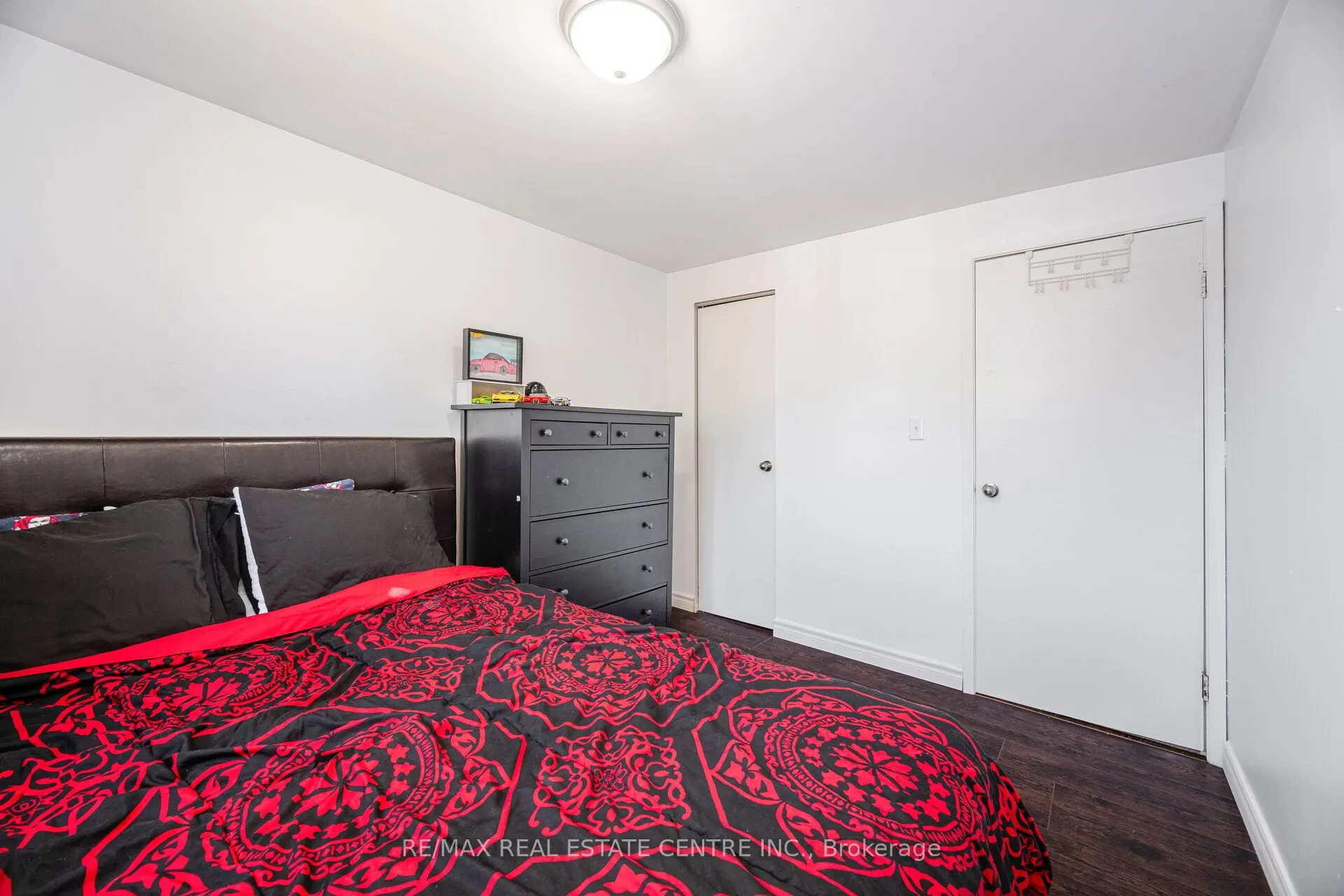 244 Kinmount Crescent