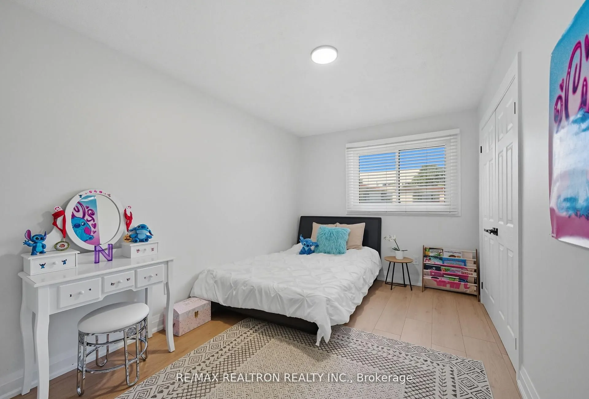 83 Fieldside Drive