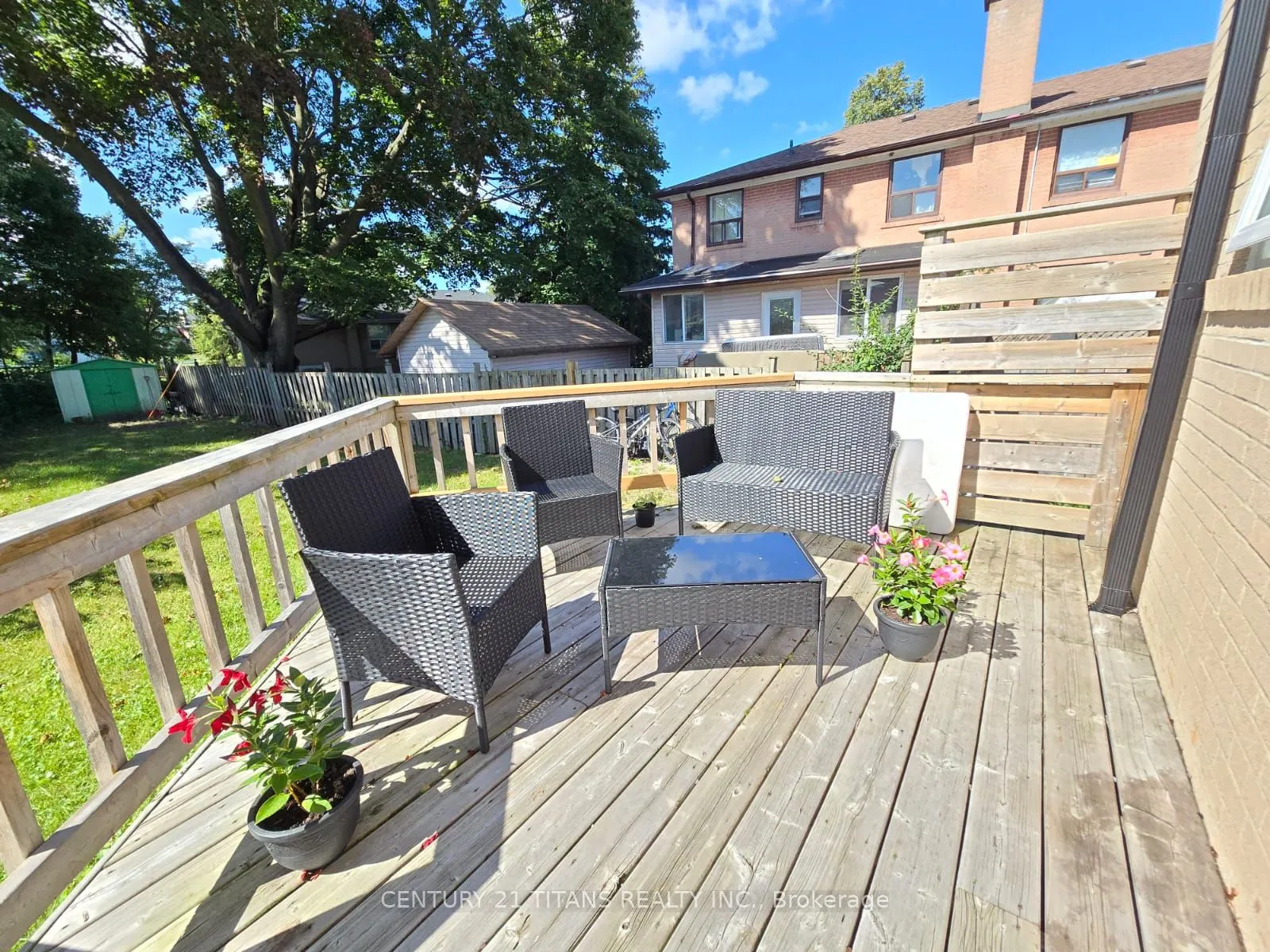 42 Pixley Crescent