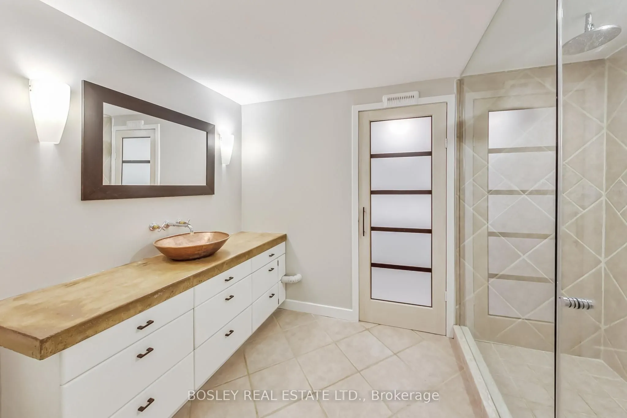 4 Thomas Avenue, #Basement