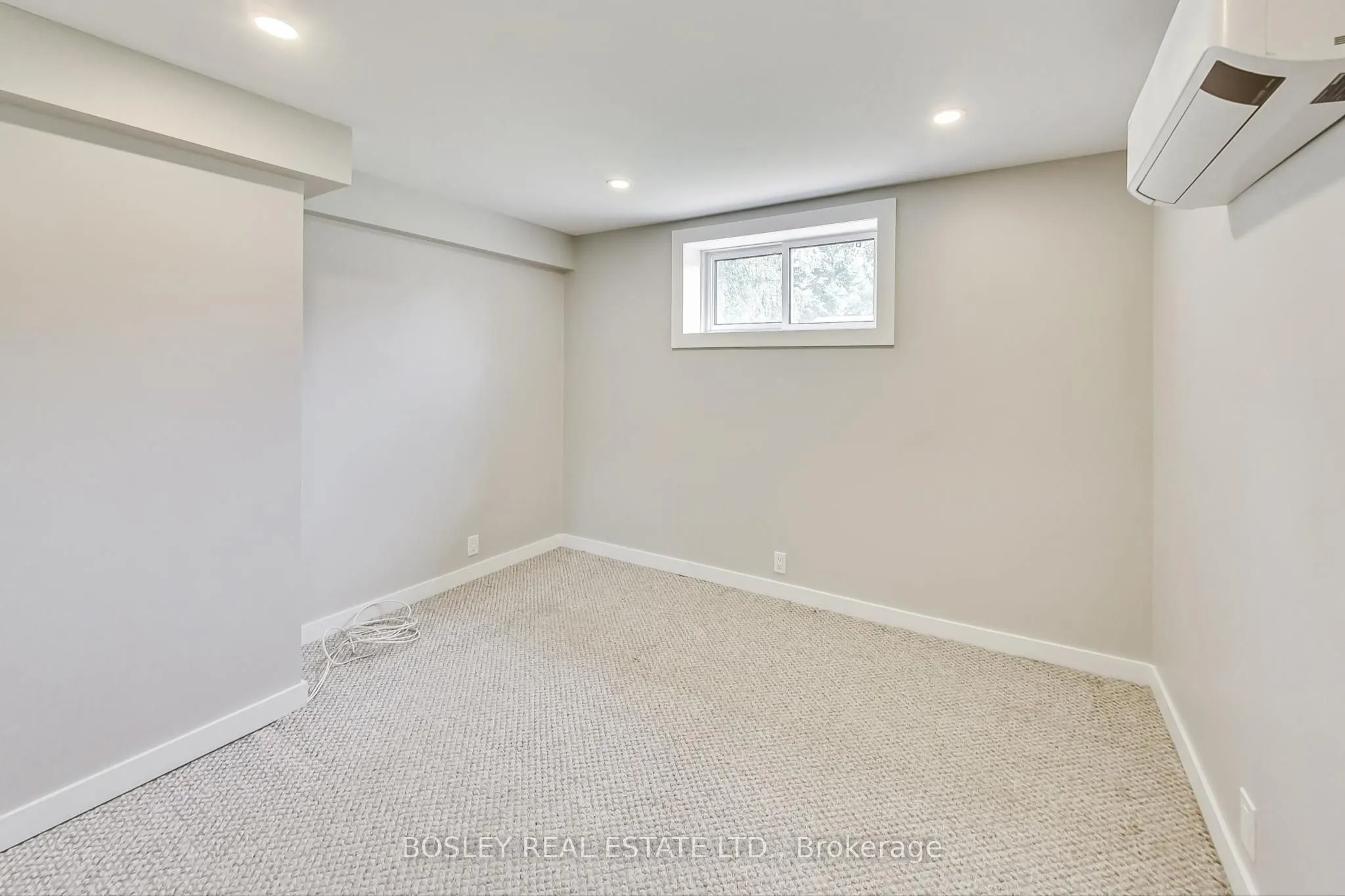 4 Thomas Avenue, #Basement