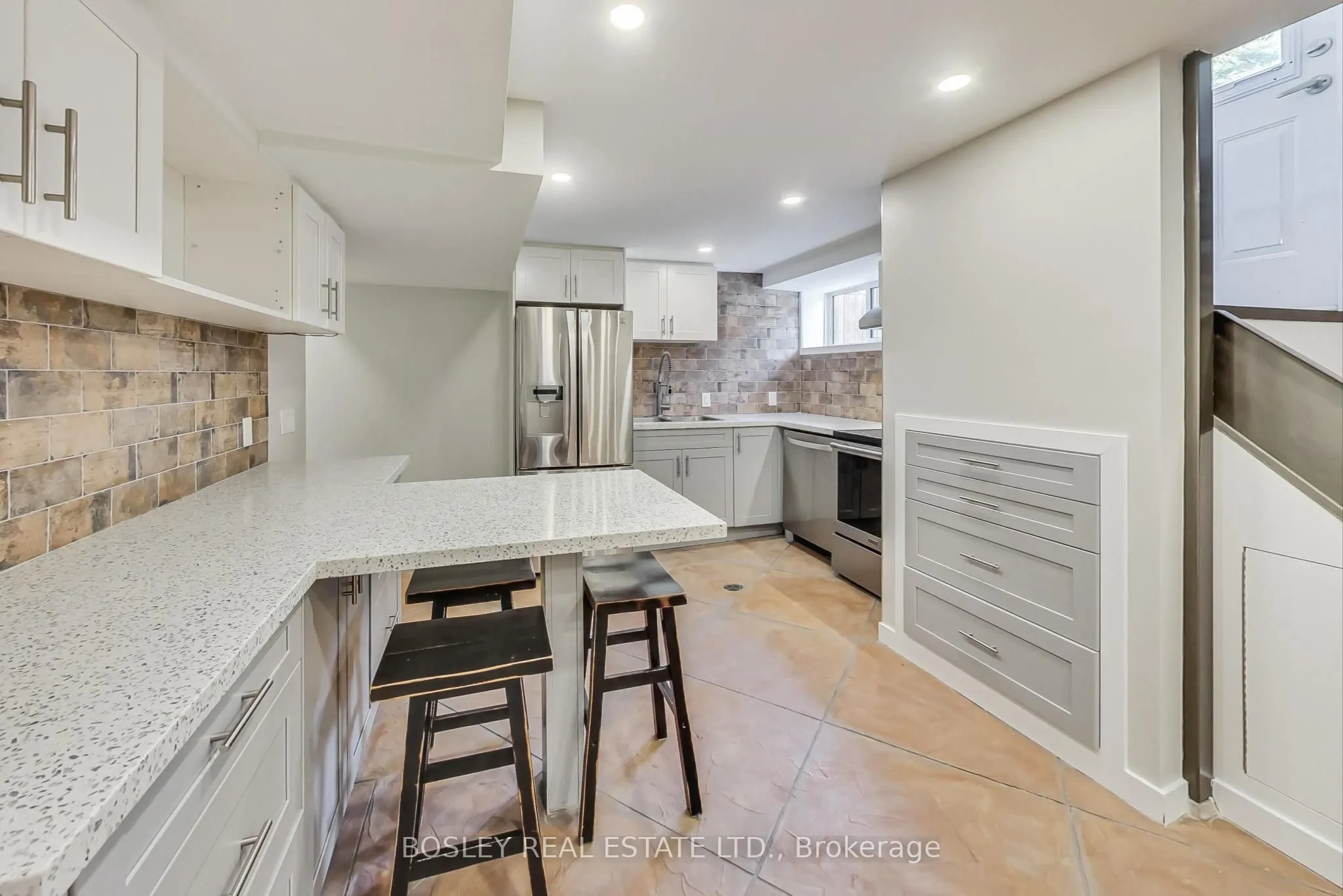 4 Thomas Avenue, #Basement