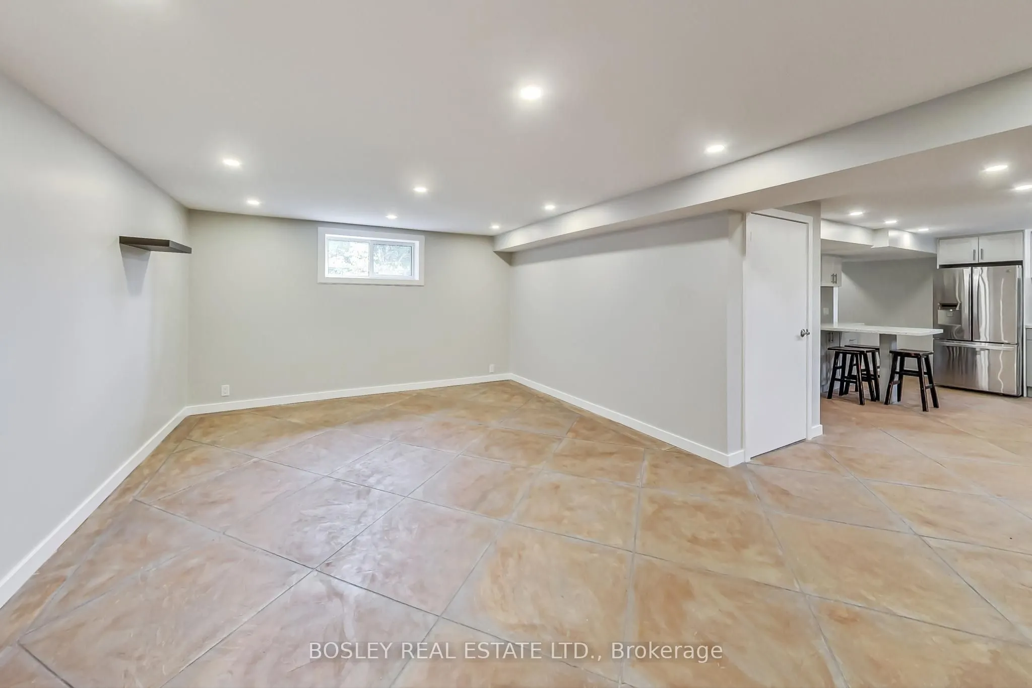 4 Thomas Avenue, #Basement
