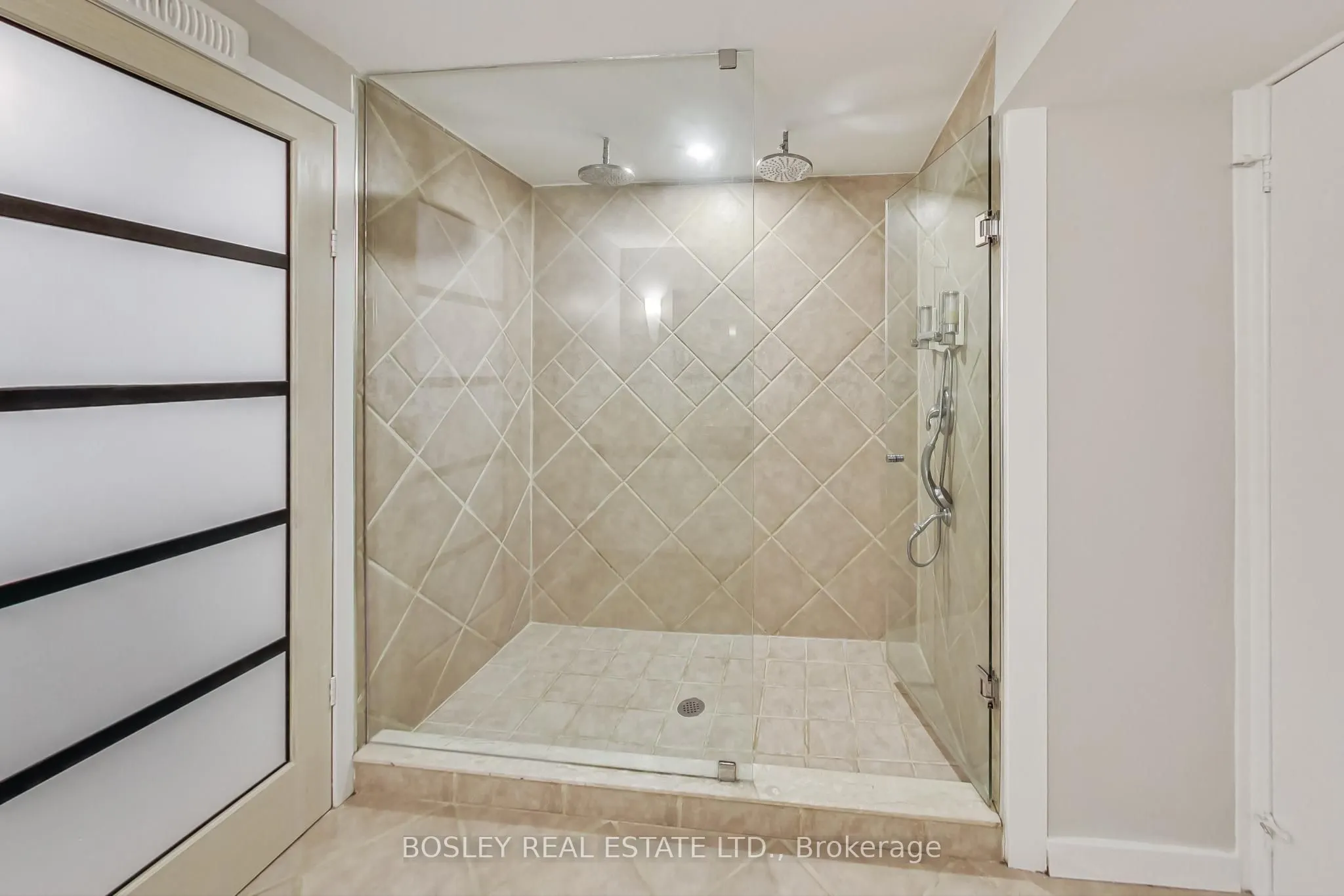 4 Thomas Avenue, #Basement