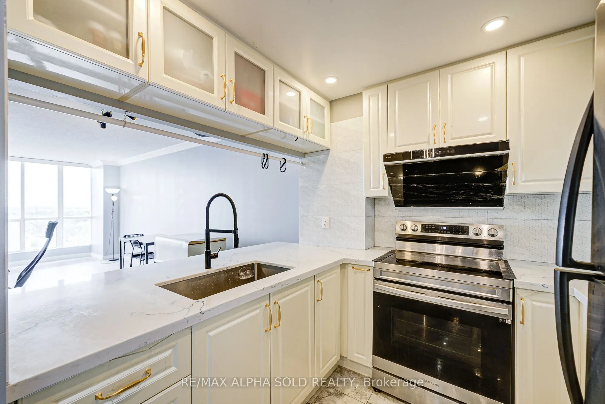 1470 Midland Avenue, #1703