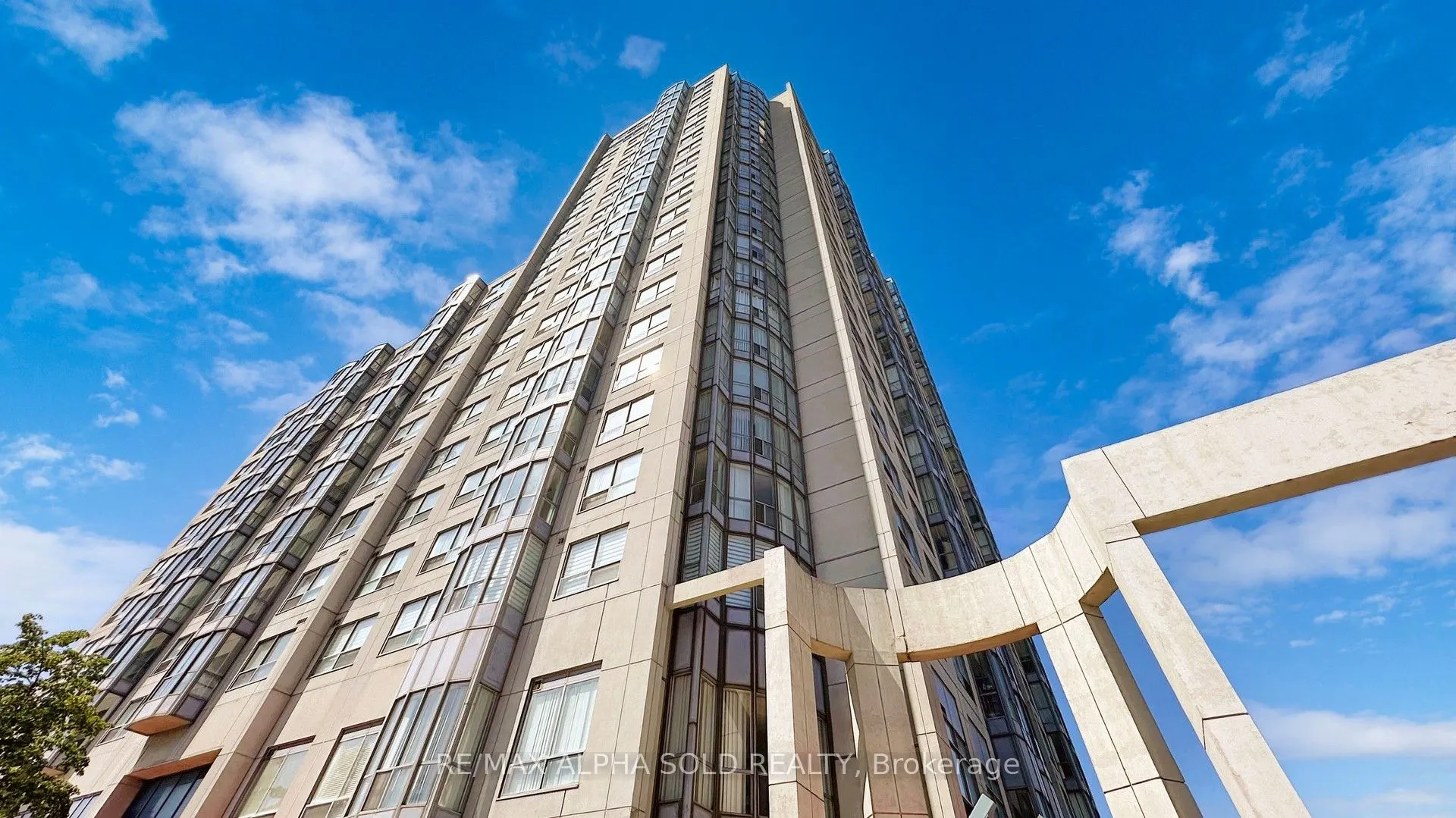 1470 Midland Avenue, #1703