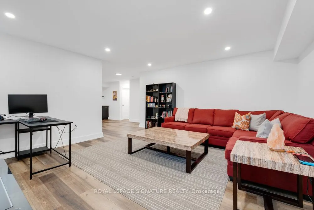 4 Bertha Avenue