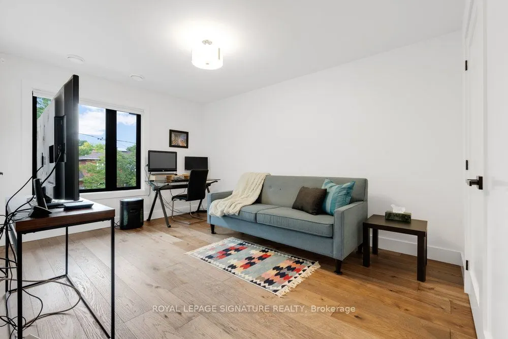 4 Bertha Avenue