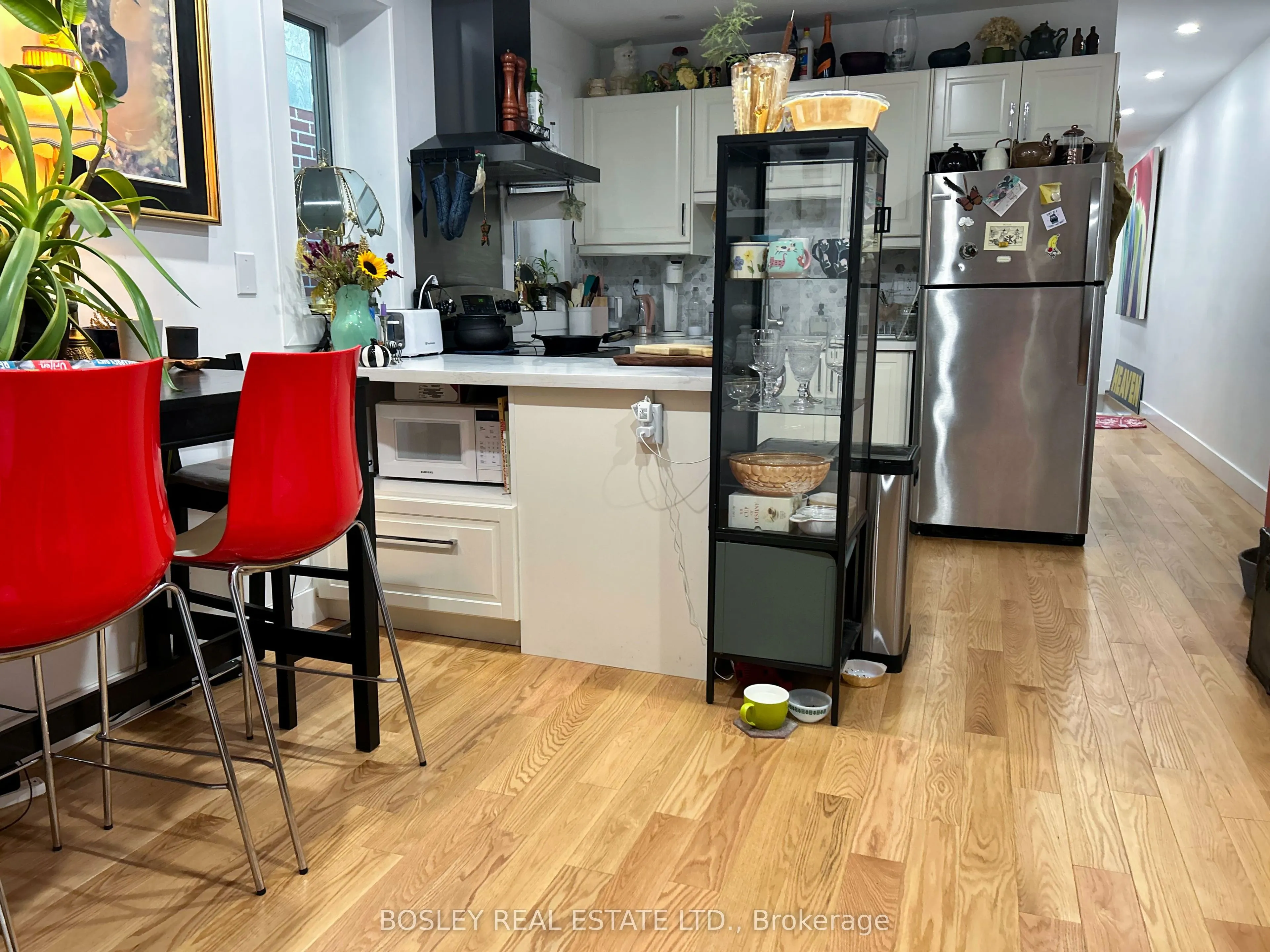 926 Kingston Road, #A
