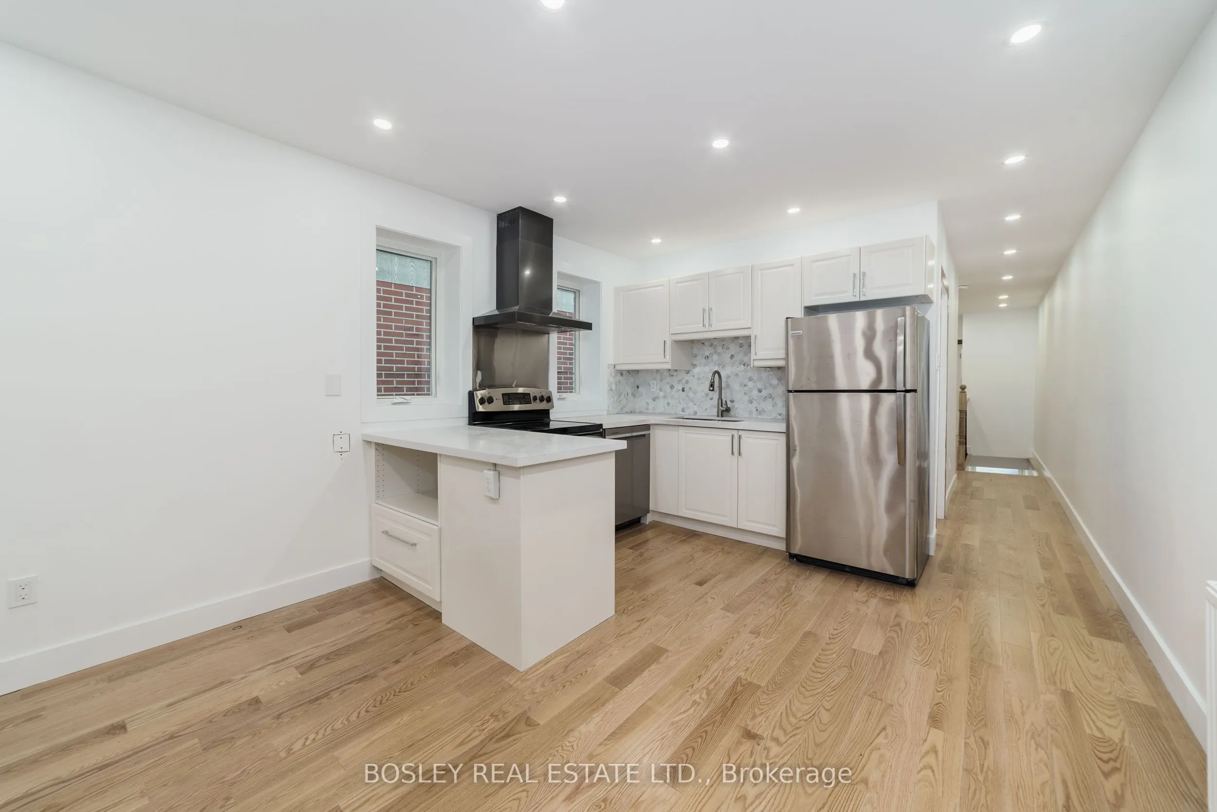 926 Kingston Road, #A
