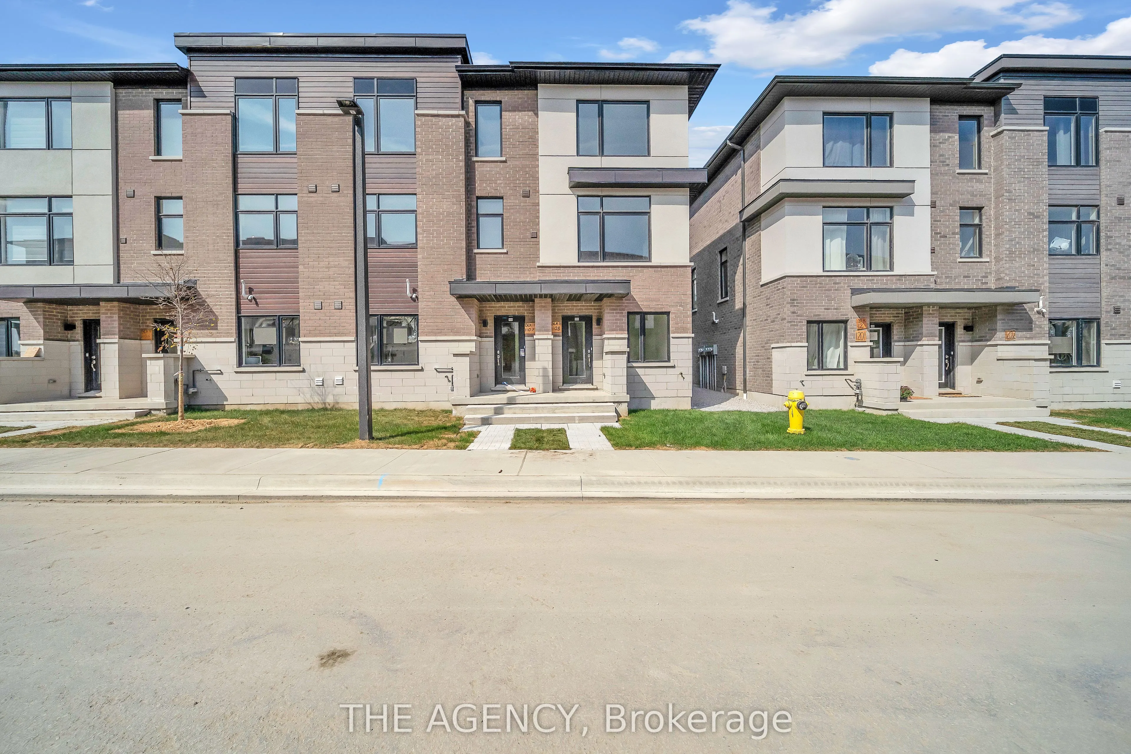 1695 Dersan Street, #1201