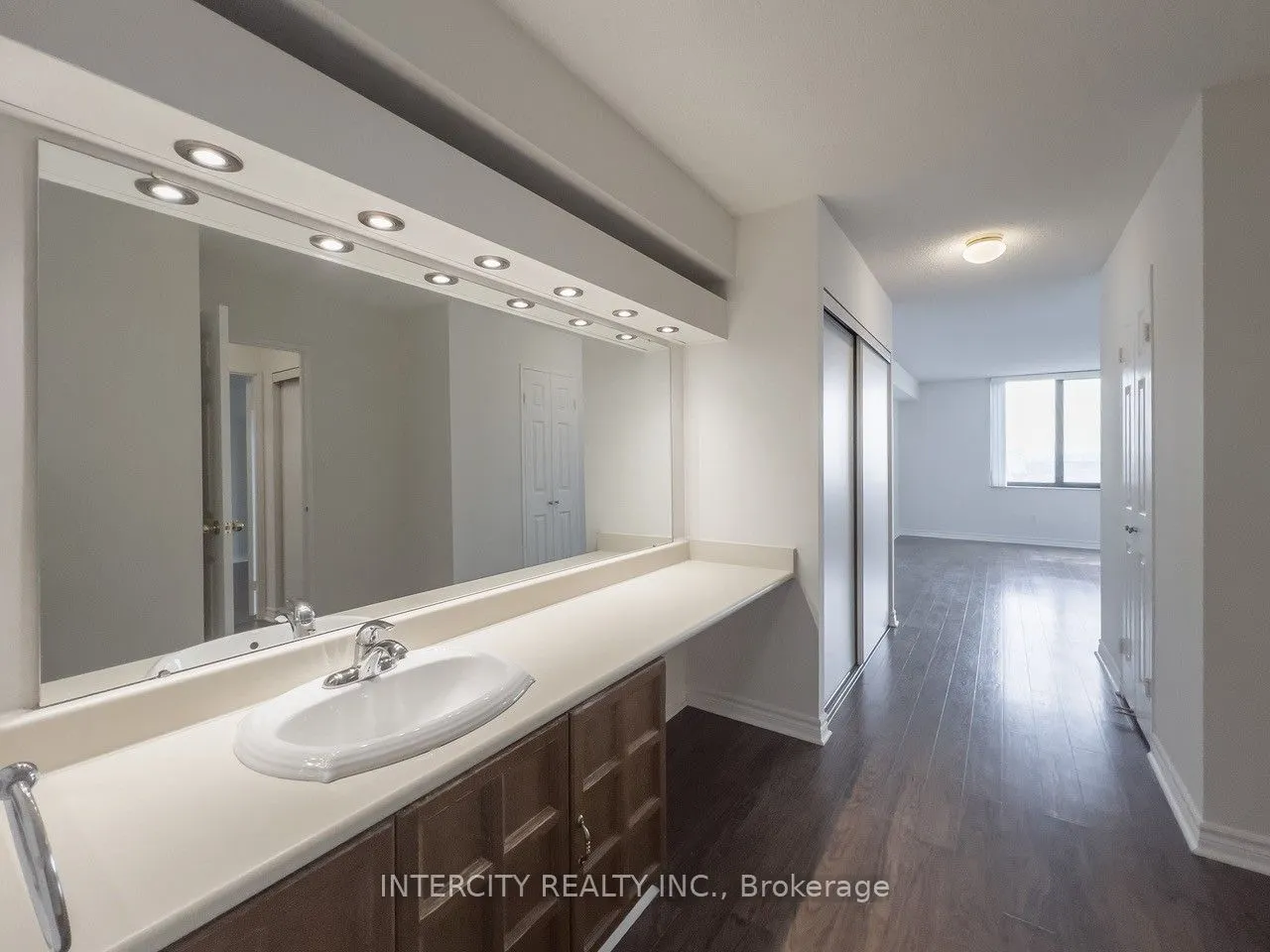 2350 Bridletowne Circle, #2102