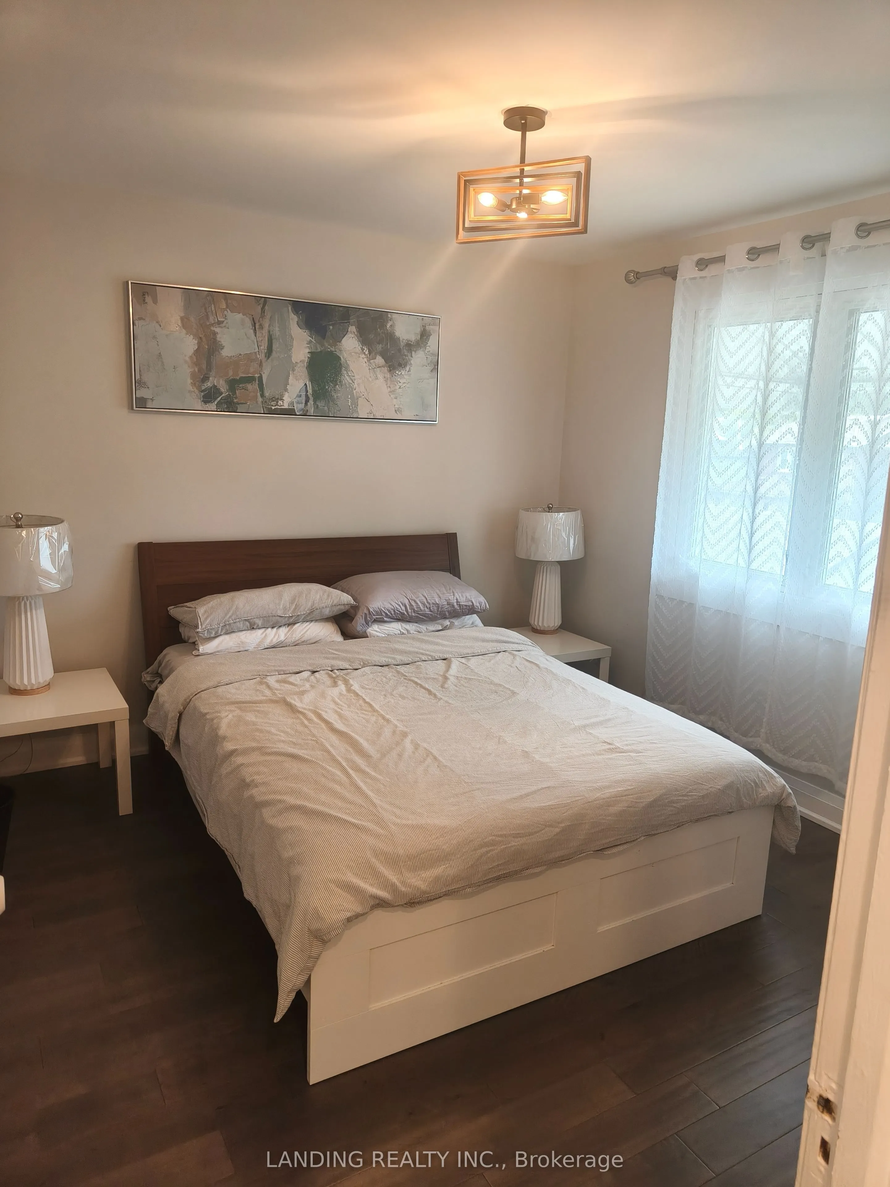 118 Courcelette Road