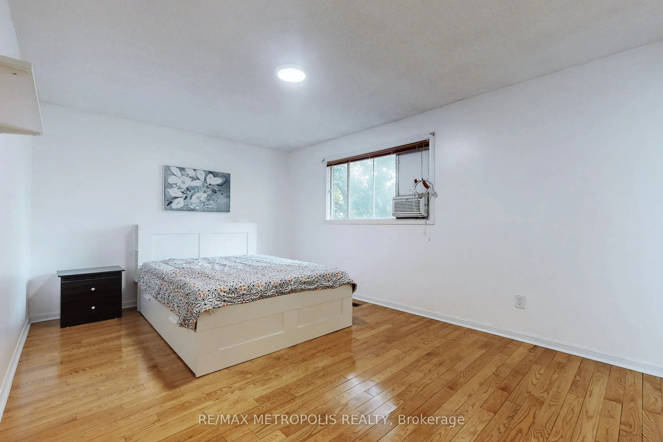6 Rockwood Drive