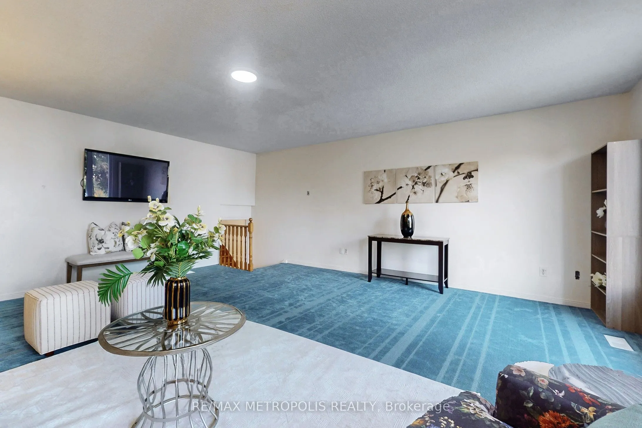 6 Rockwood Drive