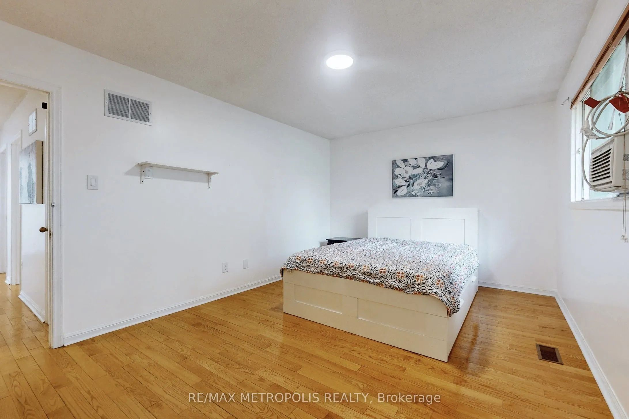 6 Rockwood Drive