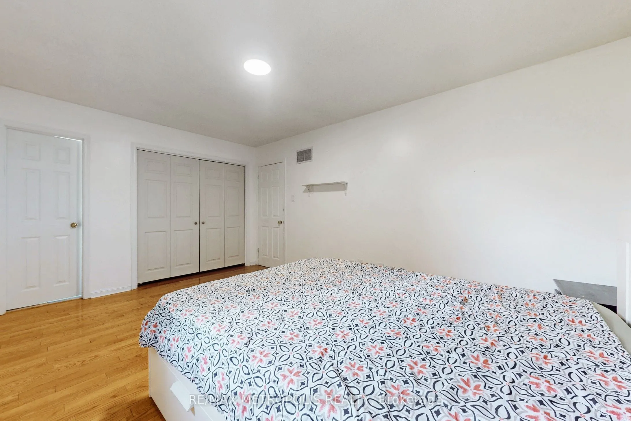 6 Rockwood Drive