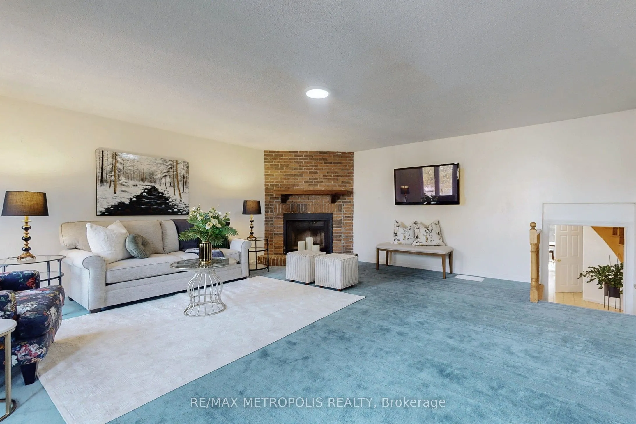 6 Rockwood Drive
