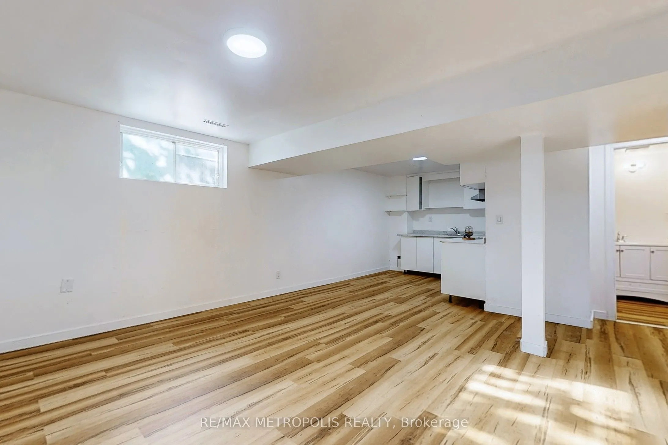 6 Rockwood Drive