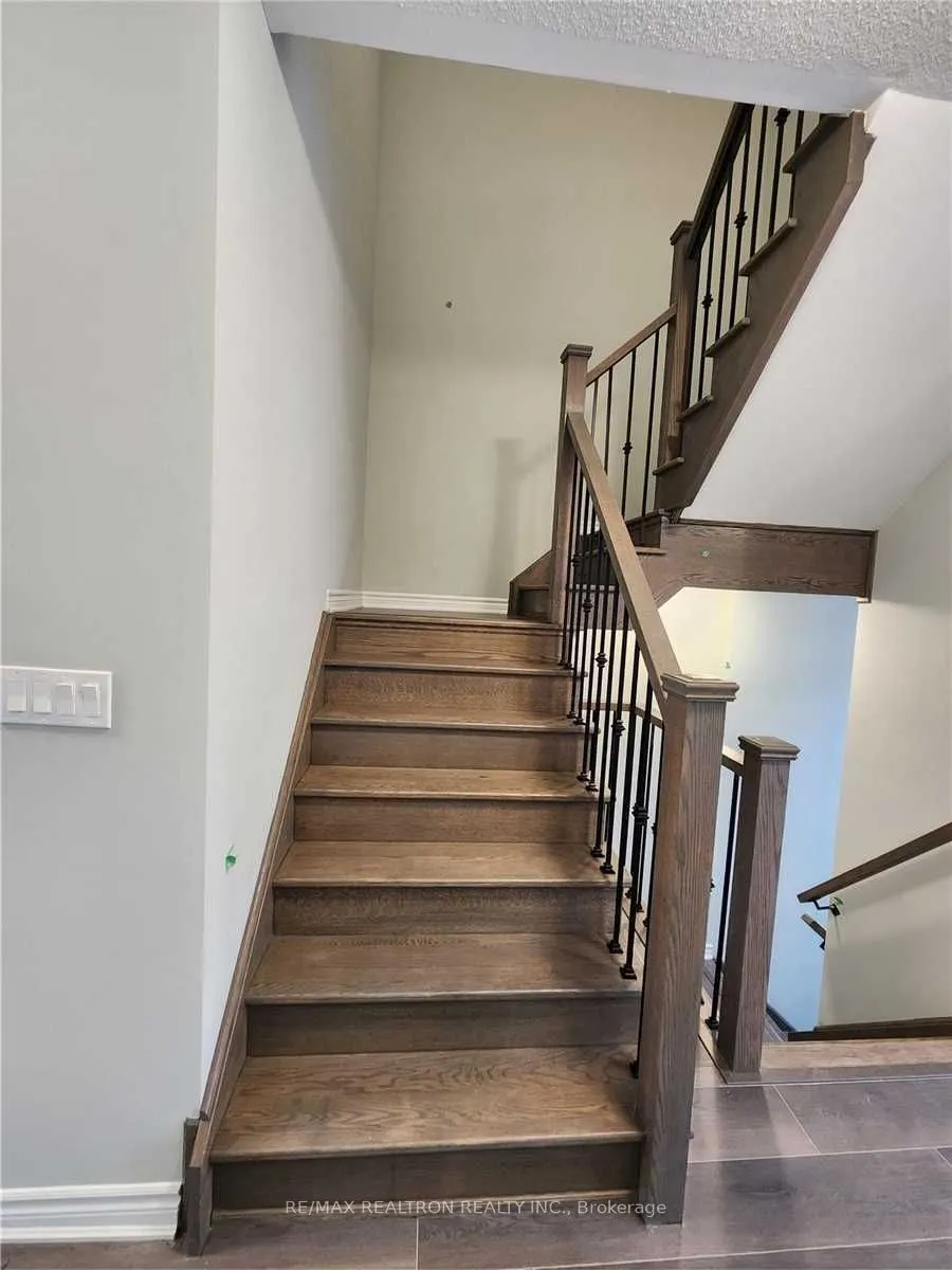 8 Royal Collection Wy Way