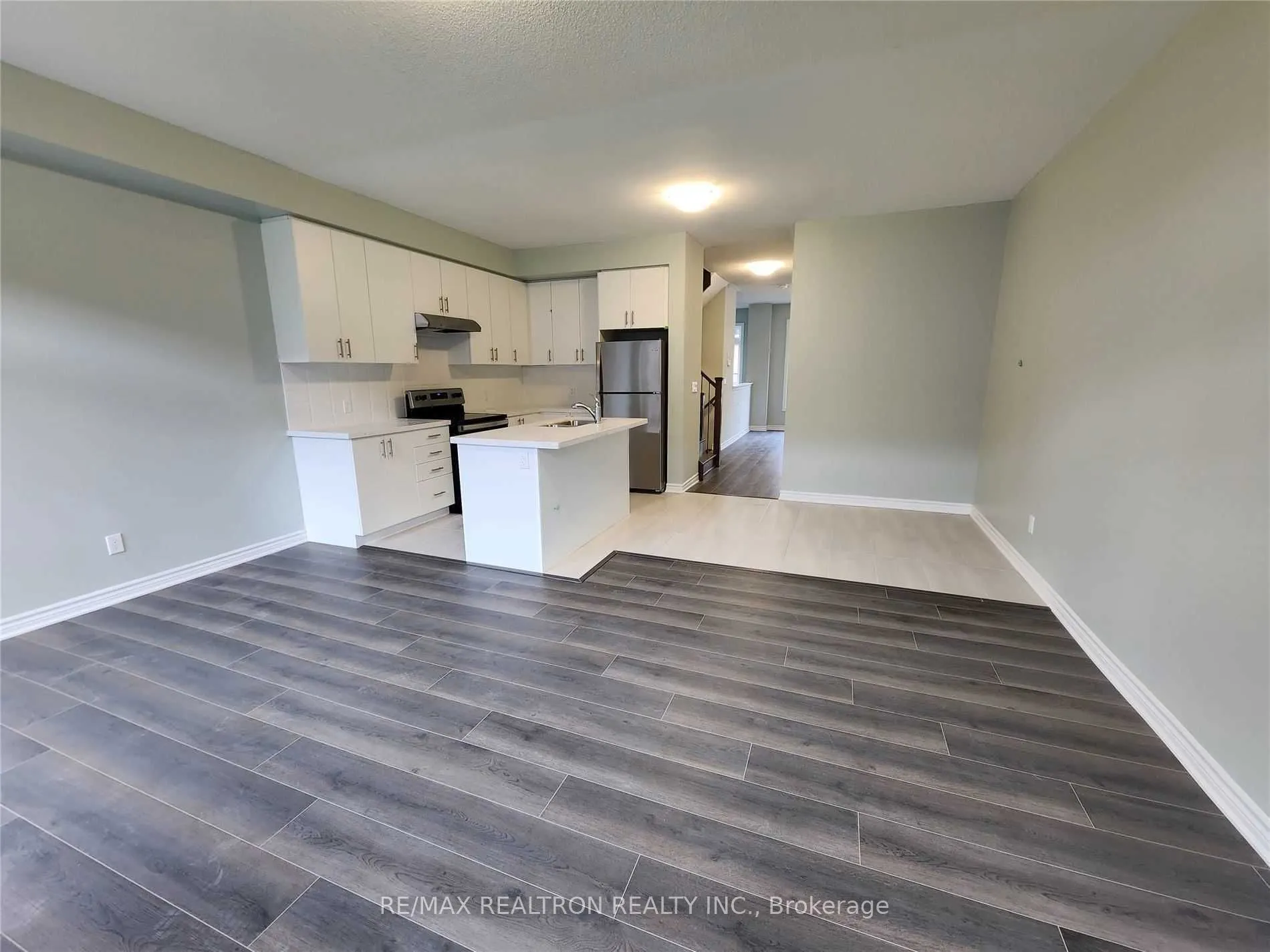 8 Royal Collection Wy Way